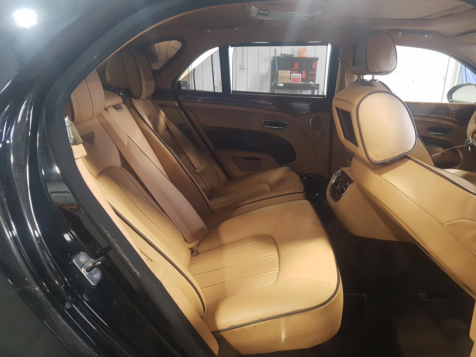 Photo 6 from auction – 2014 BENTLEY MULSANNE with VIN SCBBB7ZH2EC019792