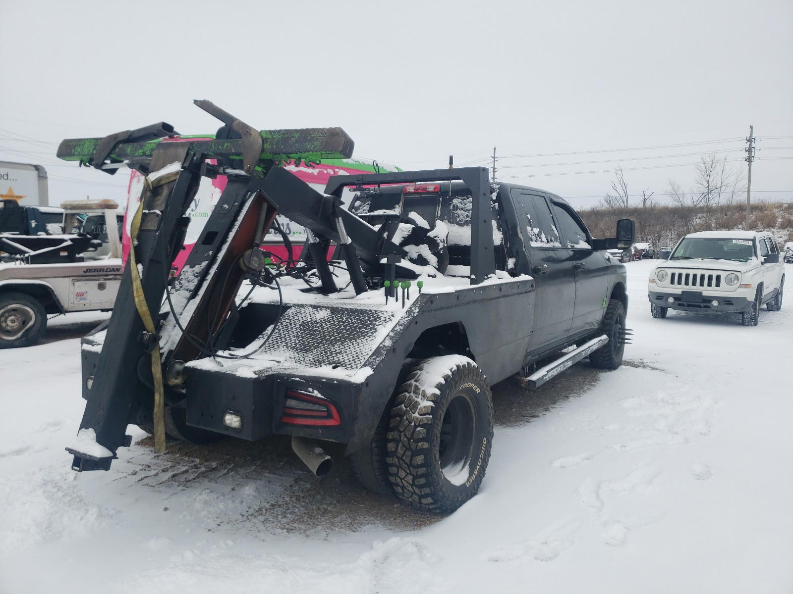 Photo 4 from auction – 2018 RAM 3500 ST with VIN 3C63RRGL8JG268547