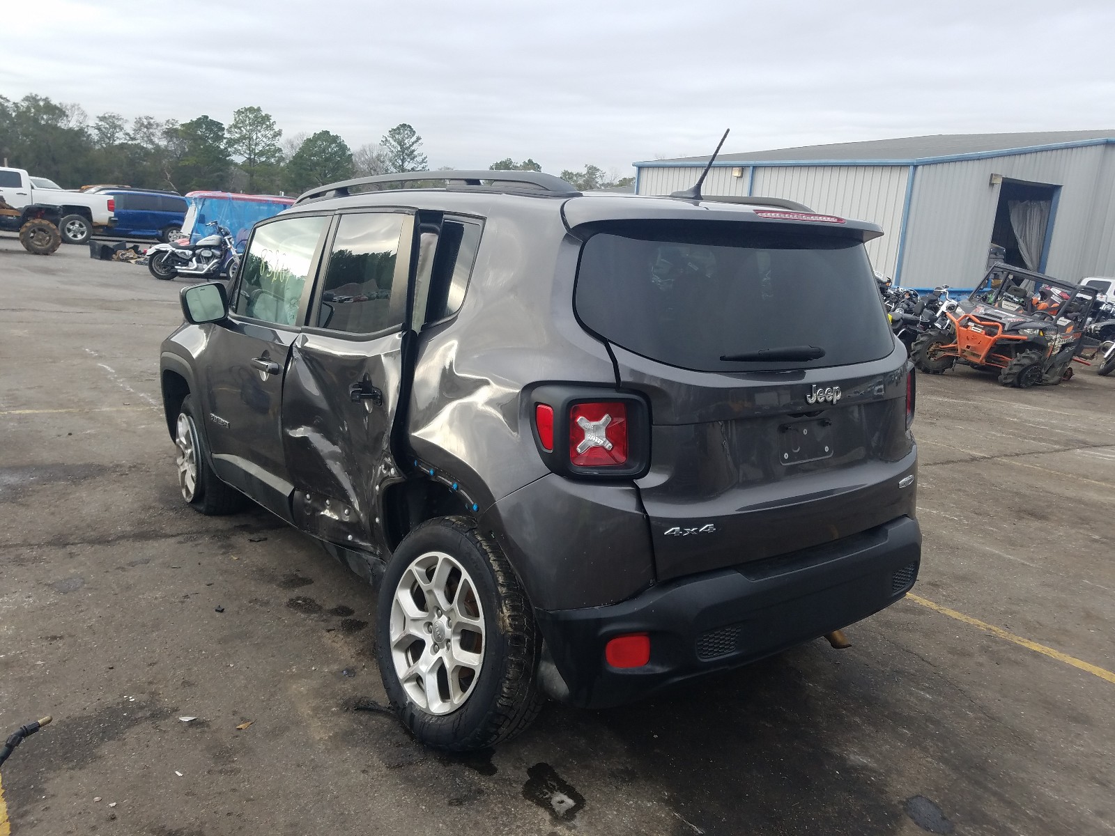 Photo 3 from auction – 2016 JEEP RENEGADE L with VIN ZACCJBBT9GPD58800