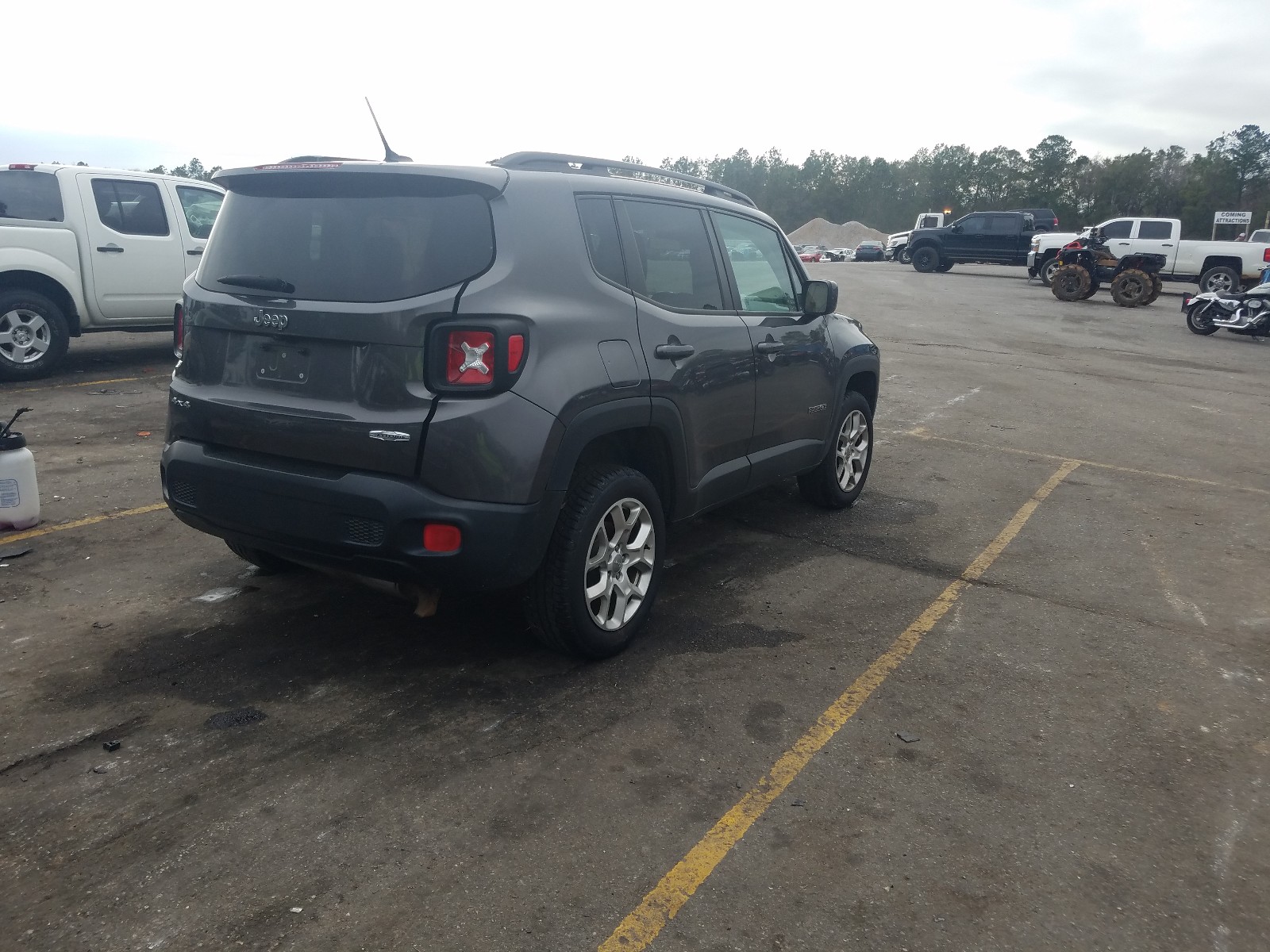 Photo 4 from auction – 2016 JEEP RENEGADE L with VIN ZACCJBBT9GPD58800