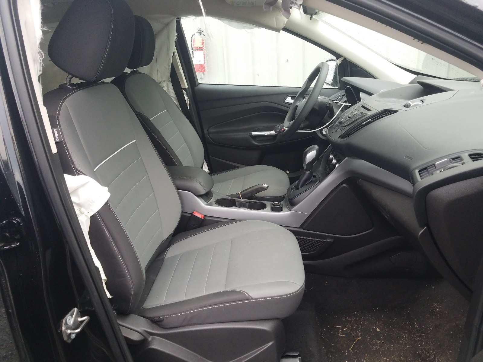 Photo 5 from auction – 2015 FORD ESCAPE SE with VIN 1FMCU0GX0FUB79965