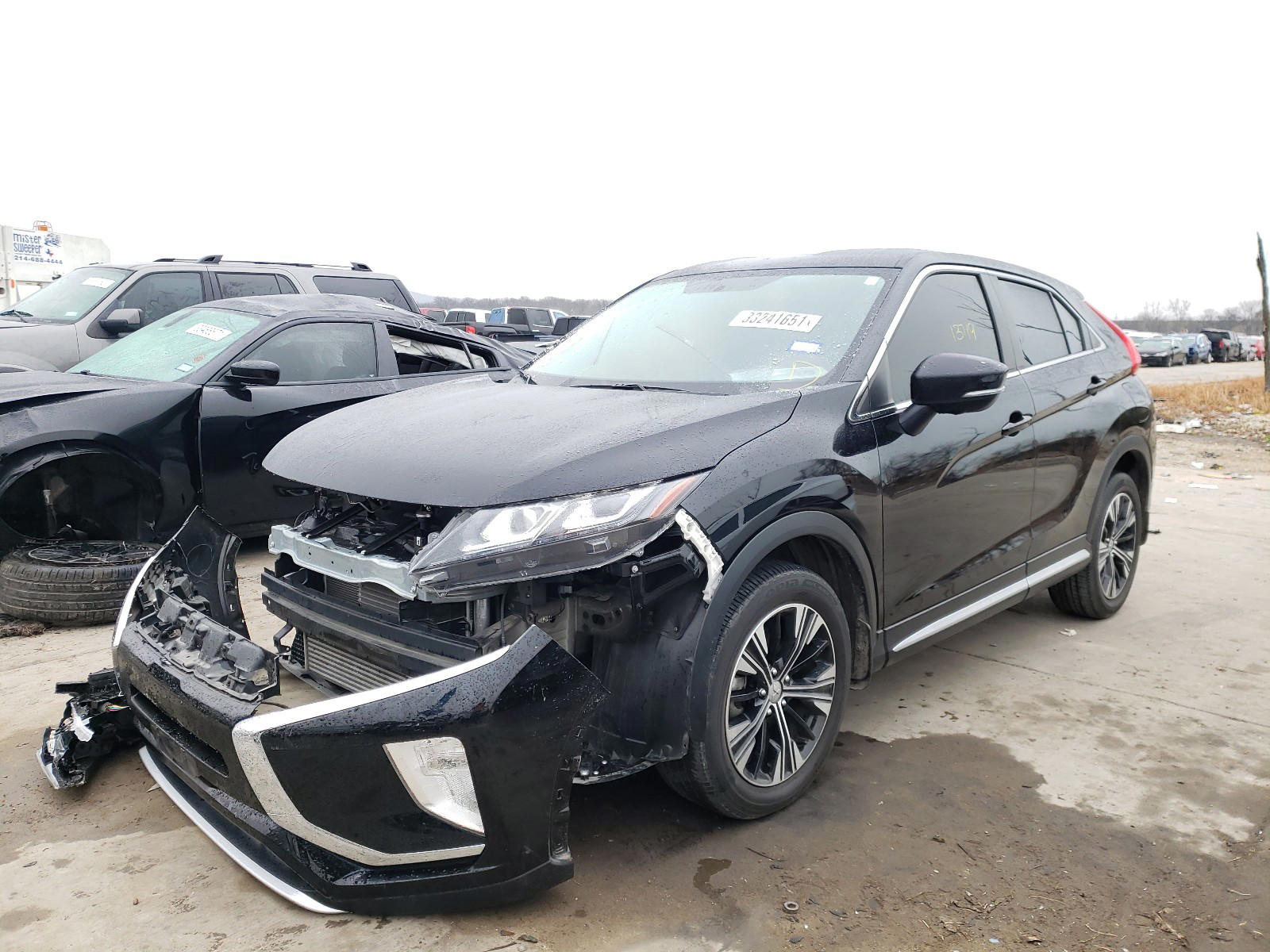 Photo 2 from auction – 2018 MITSUBISHI ECLIPSE CR with VIN JA4AT5AA5JZ047550