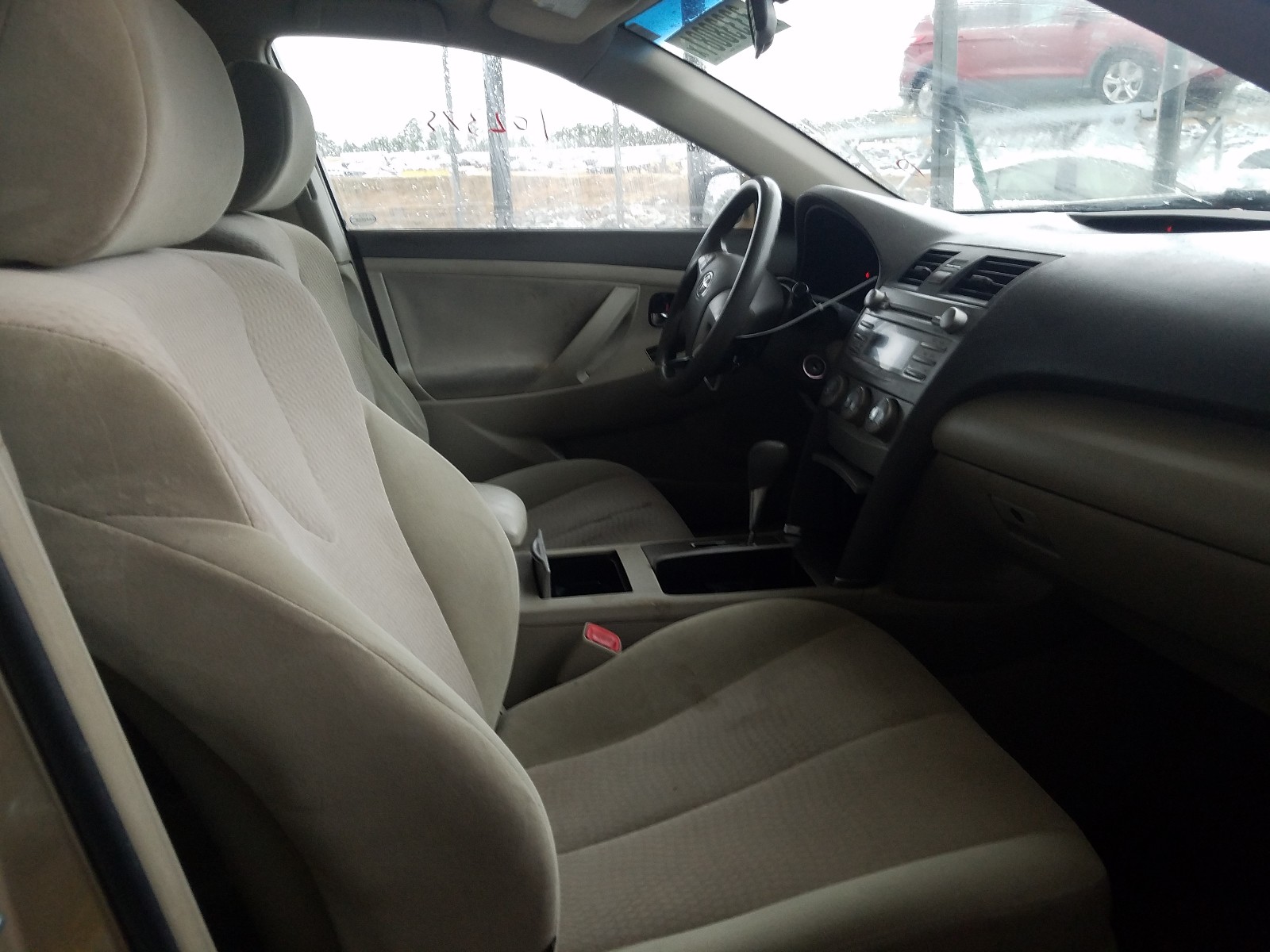 Zdjęcie 5 z aukcji – 2010 TOYOTA CAMRY BASE z VIN 4T1BF3EK3AU006206