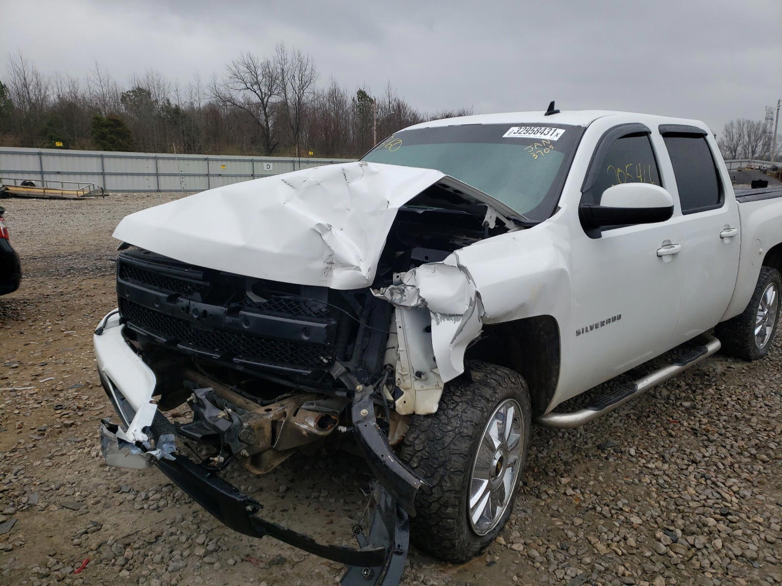 Photo 9 from auction – 2011 CHEVROLET SILVERADO with VIN 3GCPKTE33BG343705