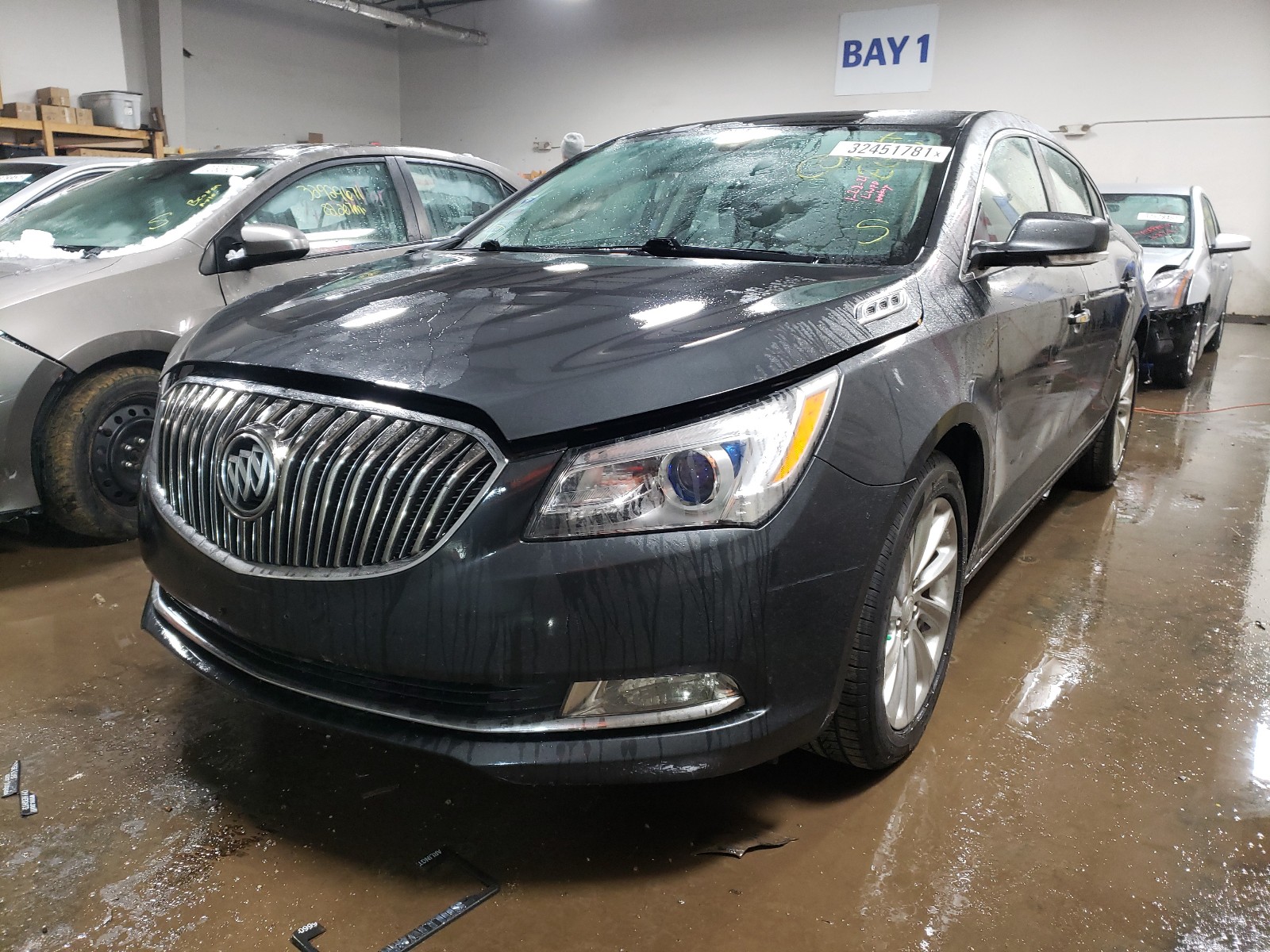 Photo 2 from auction – 2014 BUICK LACROSSE with VIN 1G4GB5G32EF246585