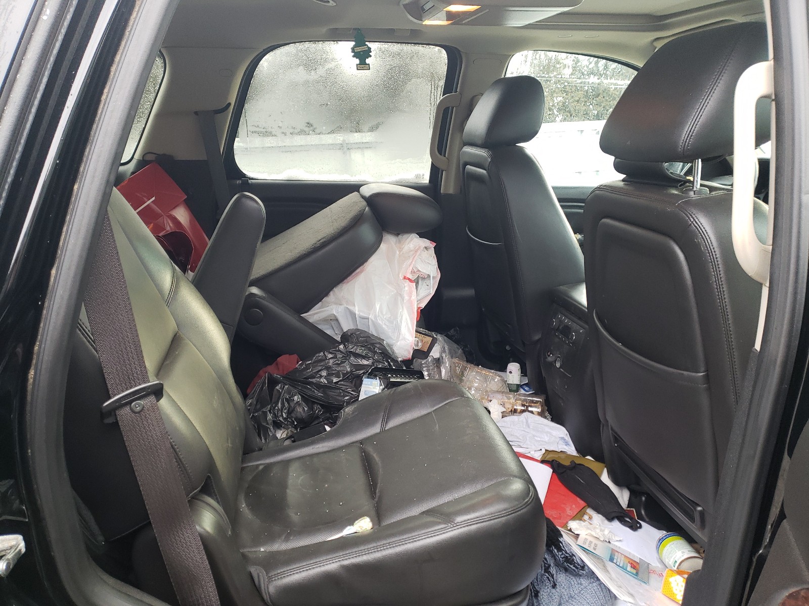 Photo 6 from auction – 2013 GMC YUKON DENA with VIN 1GKS2EEF9DR253790