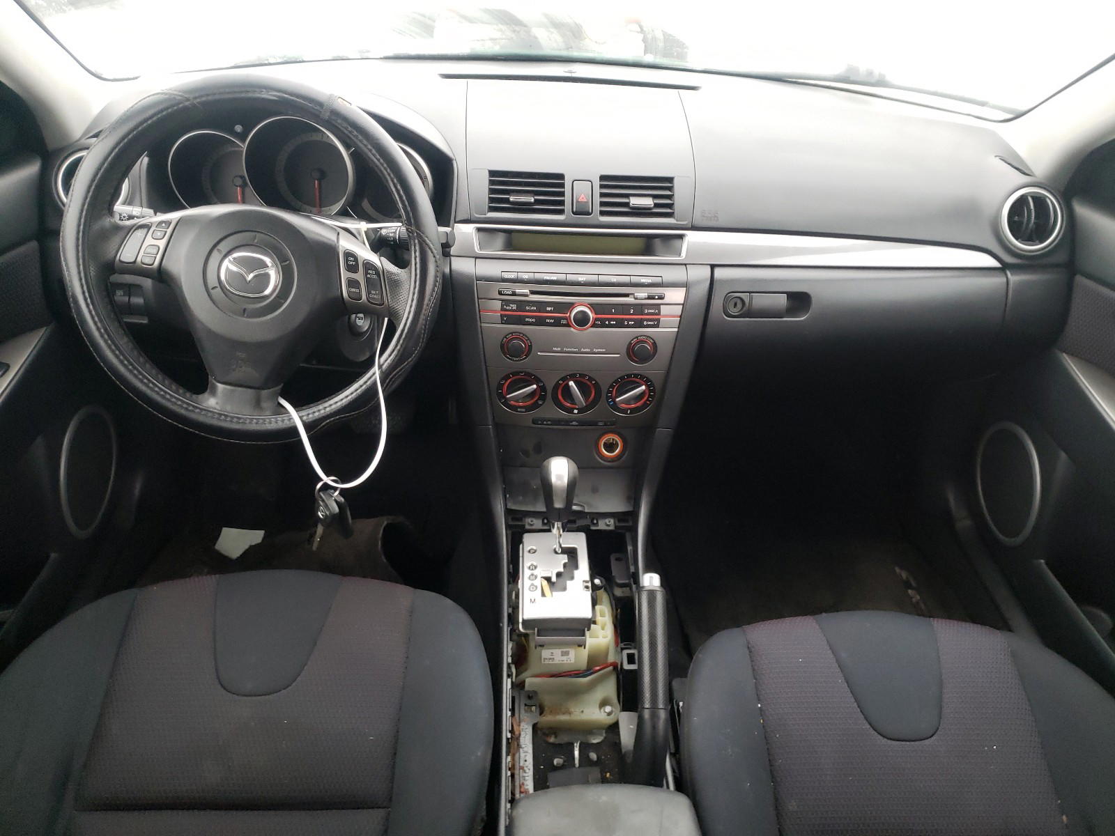 Photo 9 from auction – 2008 MAZDA 3 HATCHBAC with VIN JM1BK343581854710
