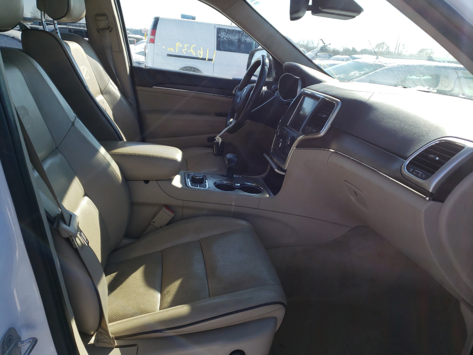 Photo 5 from auction – 2014 JEEP GRAND CHER with VIN 1C4RJFCGXEC118918