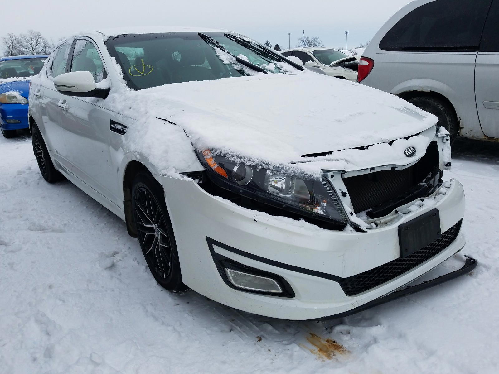 KIA OPTIMA 2015 with VIN 5XXGN4A75FG435624 - Photo from auction