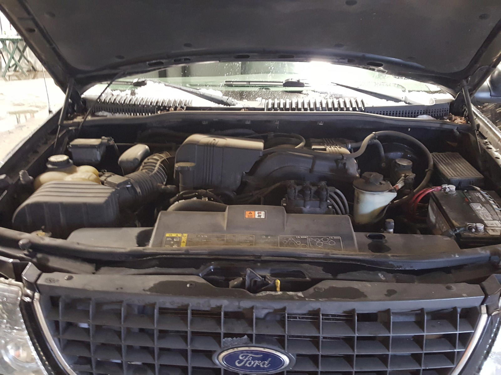 Photo 7 from auction – 2002 FORD EXPLORER X with VIN 1FMZU73E42ZB69220