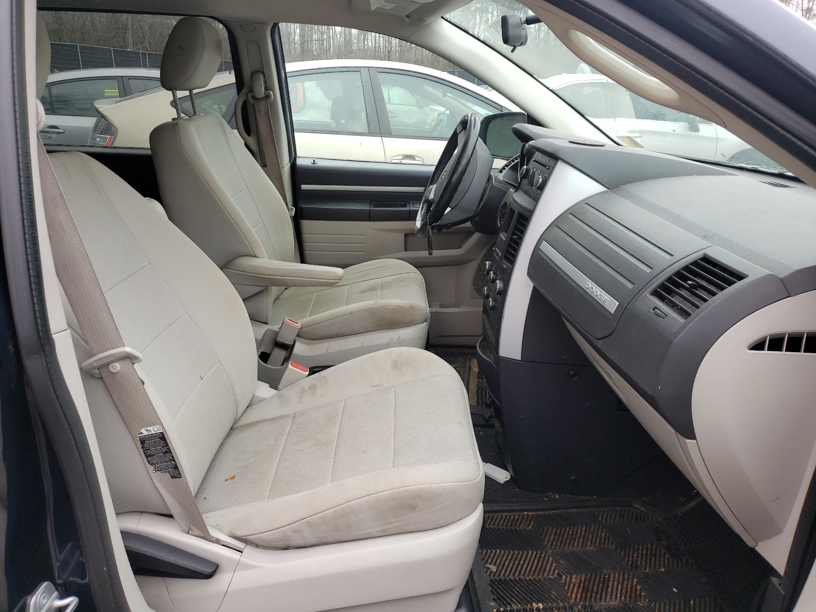 Photo 5 from auction – 2008 DODGE GRAND CARA with VIN 1D8HN54PX8B161661