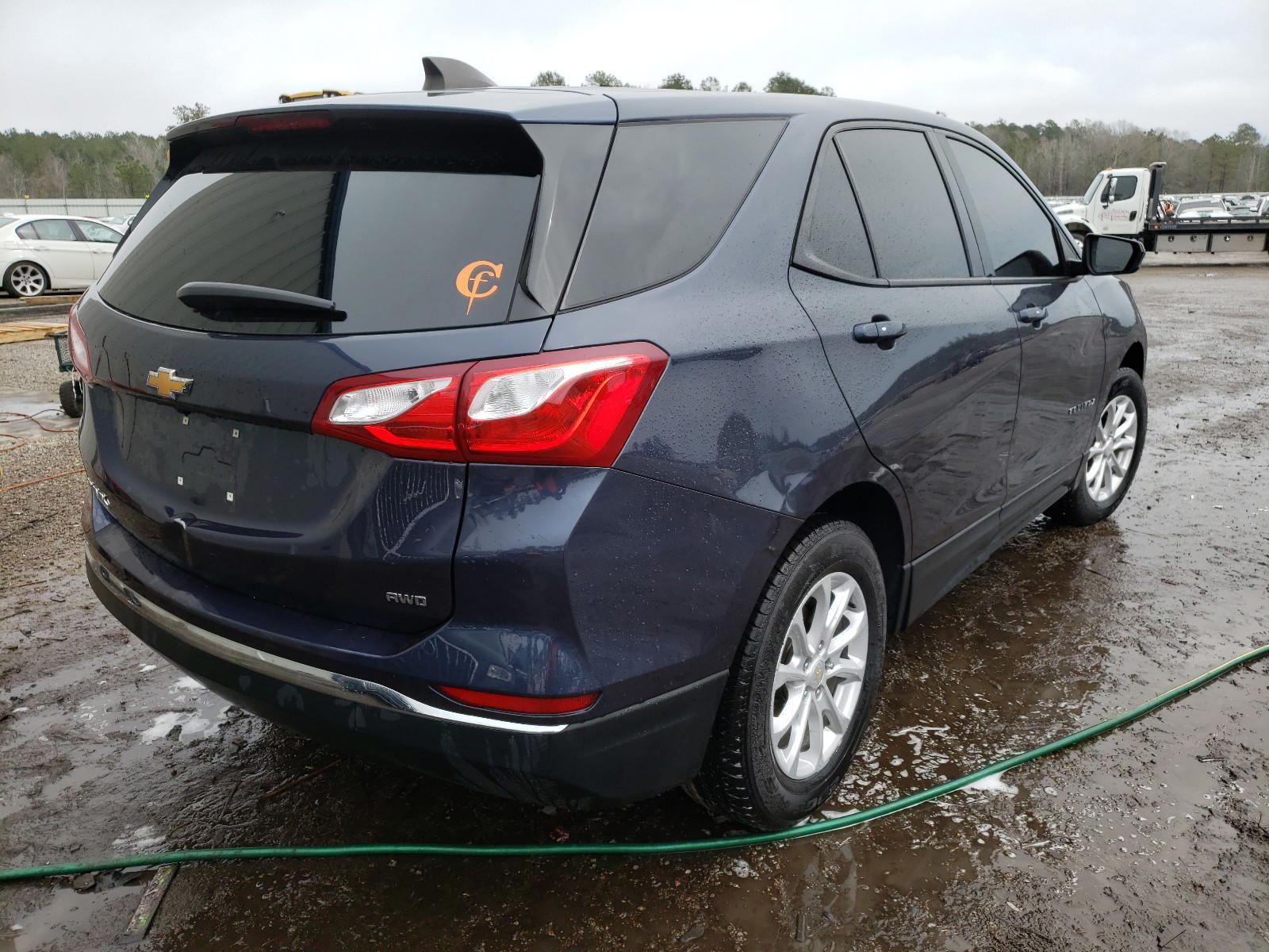 Photo 4 from auction – 2018 CHEVROLET EQUINOX LS with VIN 3GNAXREV0JS608384