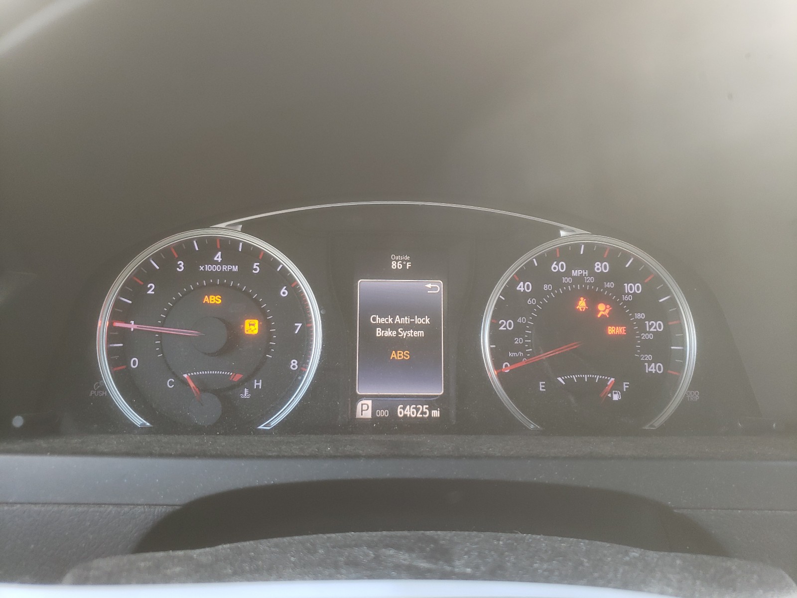 Photo 8 from auction – 2017 TOYOTA CAMRY LE with VIN 4T1BF1FK3HU698321