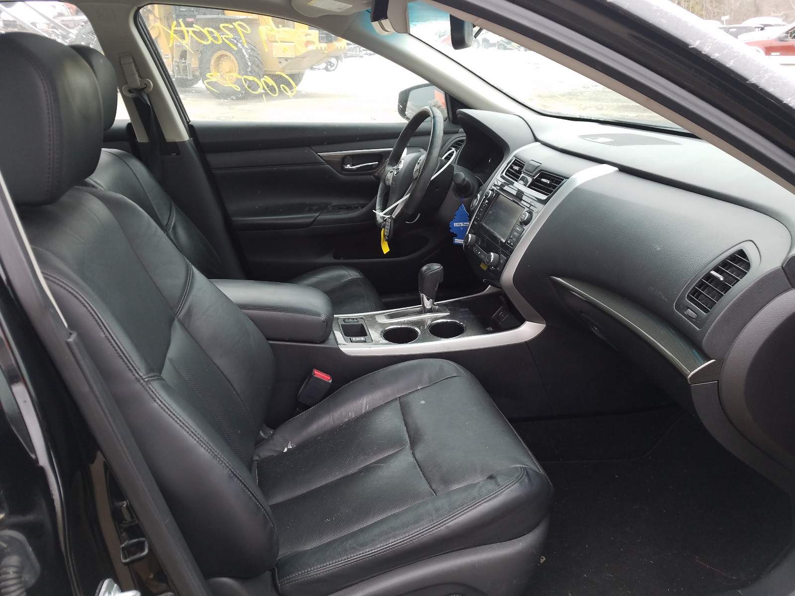 Photo 5 from auction – 2015 NISSAN ALTIMA 2.5 with VIN 1N4AL3APXFN863060