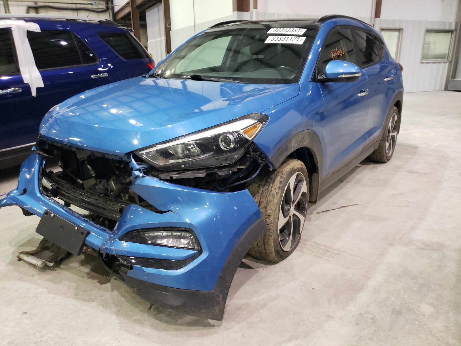 Photo 2 from auction – 2016 HYUNDAI TUCSON LIM with VIN KM8J3CA29GU034062