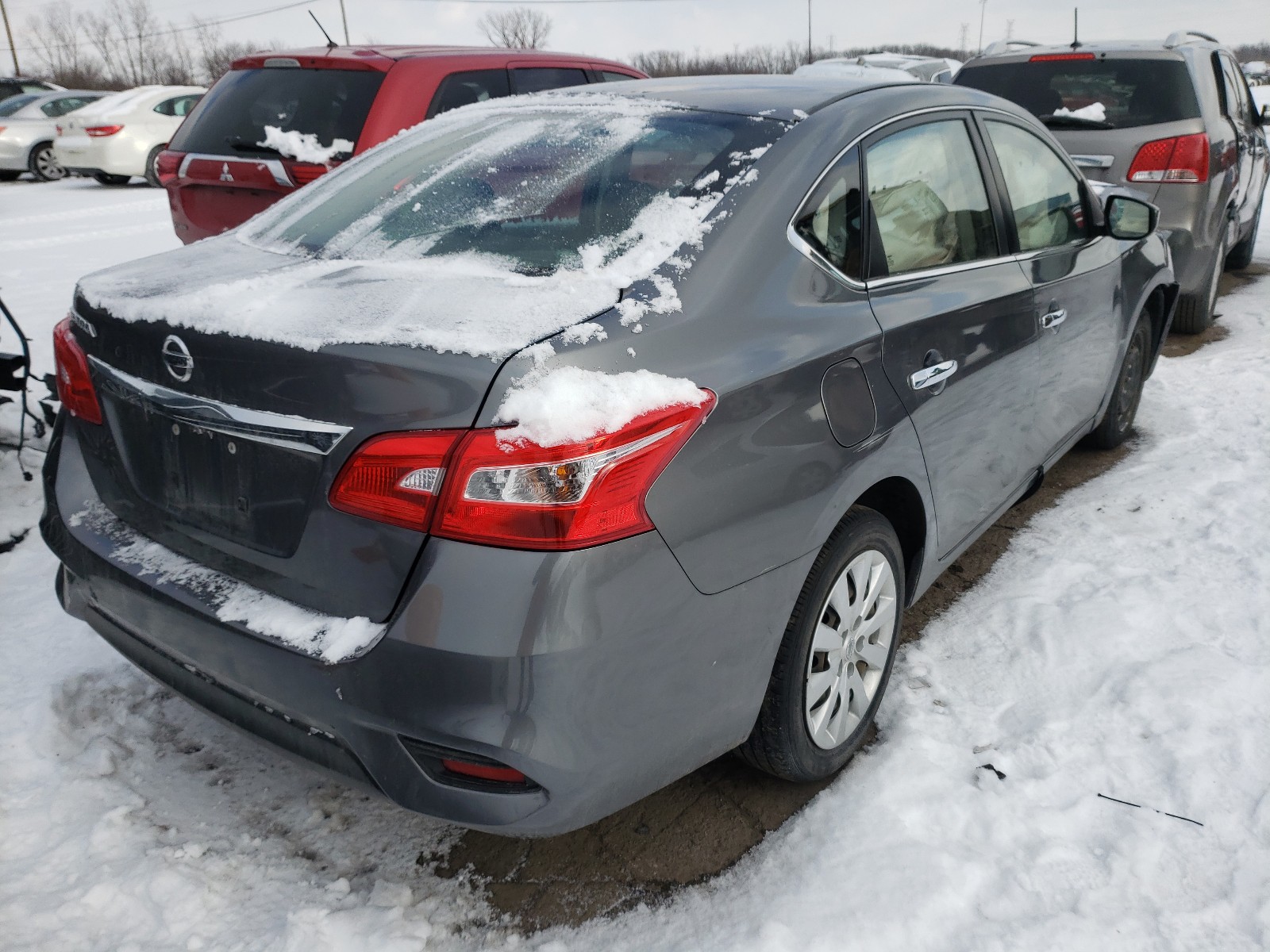 Photo 4 from auction – 2016 NISSAN SENTRA S with VIN 3N1AB7AP4GL651084