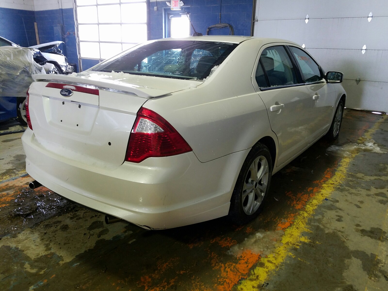 Photo 4 from auction – 2012 FORD FUSION SE with VIN 3FAHP0HG8CR199079