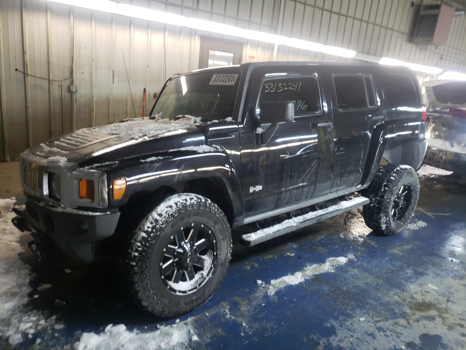 Photo 2 from auction – 2007 HUMMER H3 with VIN 5GTDN13E478199882