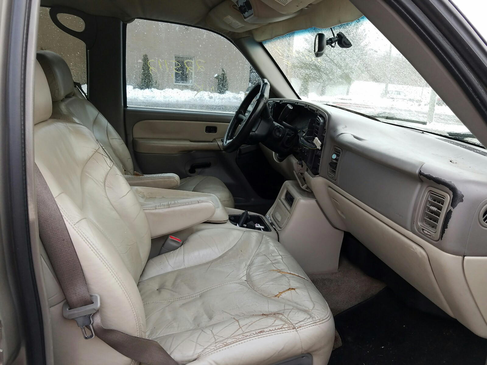 Photo 5 from auction – 2001 GMC YUKON with VIN 1GKEK13V21J213853