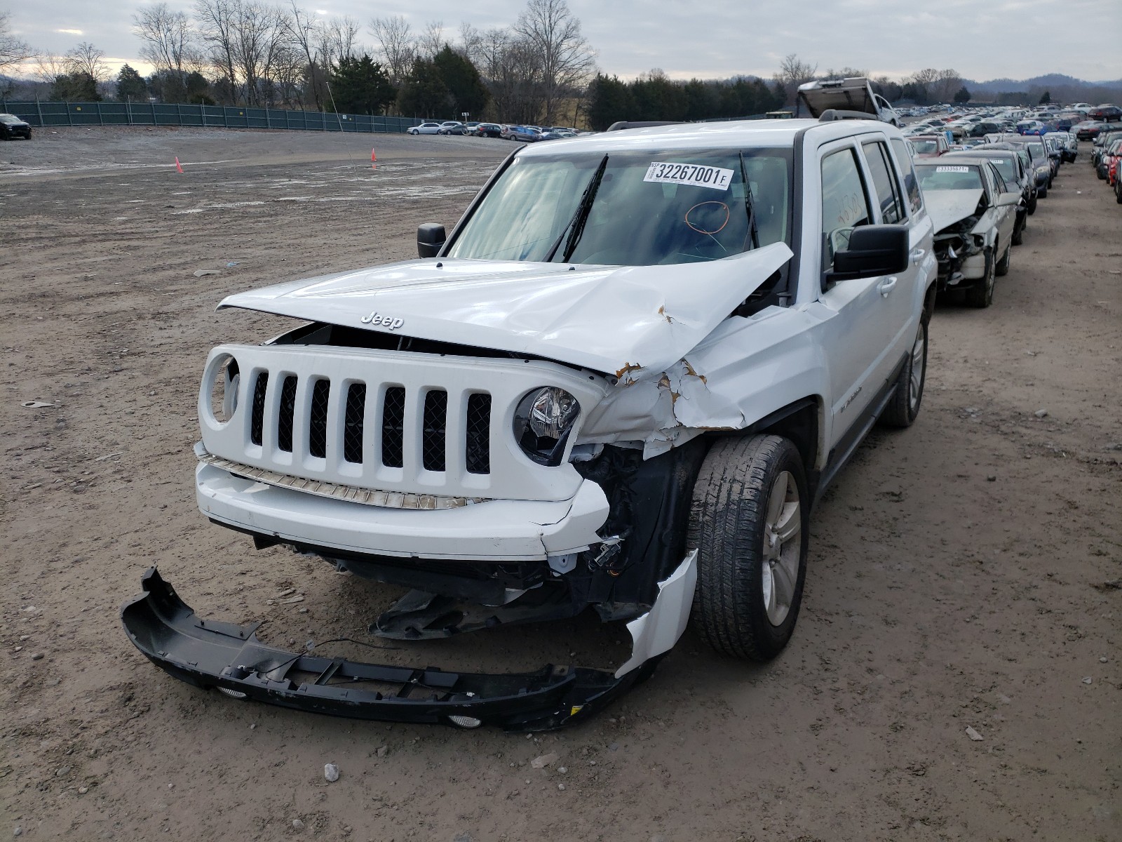 Photo 2 from auction – 2017 JEEP PATRIOT LA with VIN 1C4NJPFA1HD160873