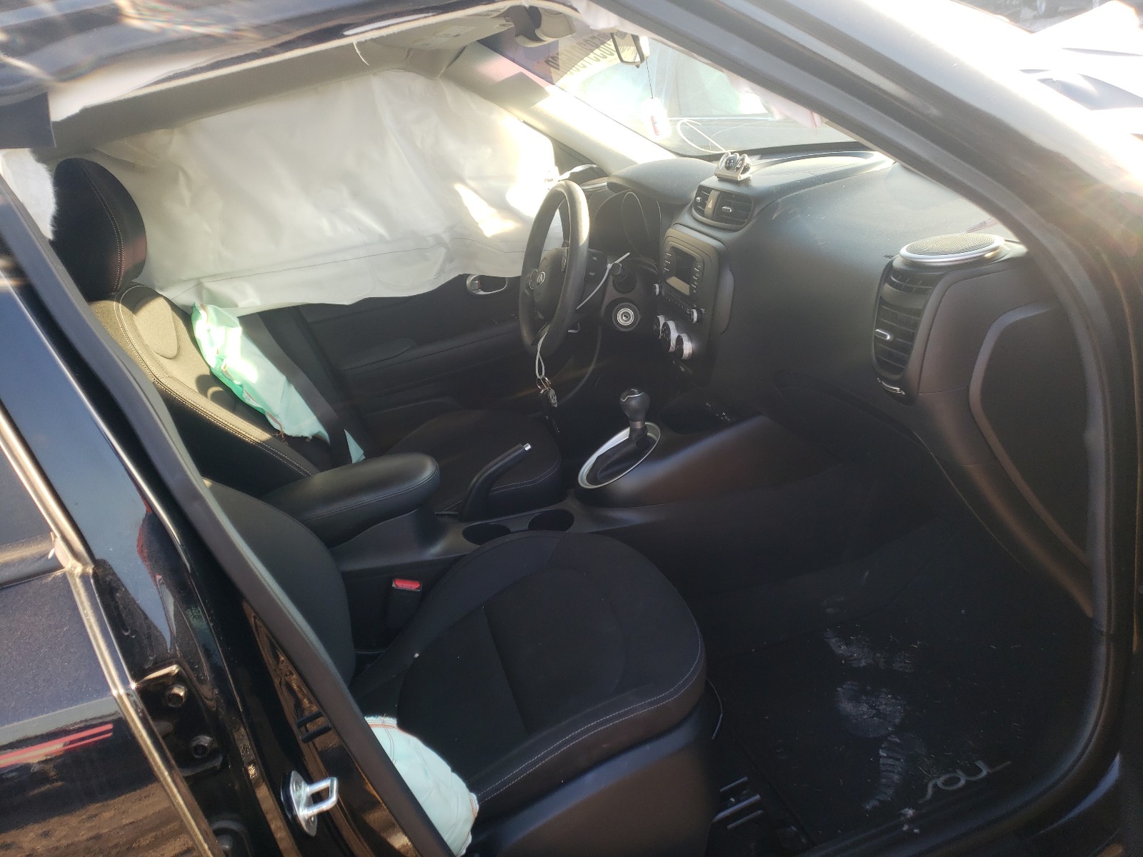Zdjęcie 5 z aukcji – 2015 KIA SOUL z VIN KNDJN2A29F7168415