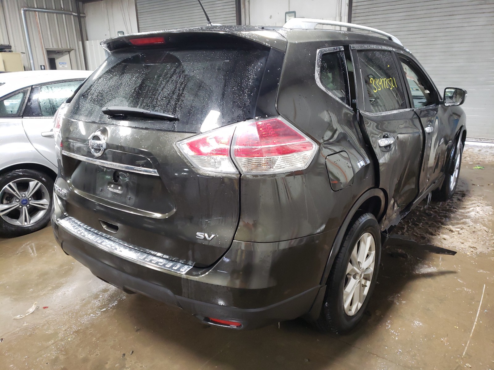 Photo 4 from auction – 2015 NISSAN ROGUE S with VIN 5N1AT2MT8FC812760