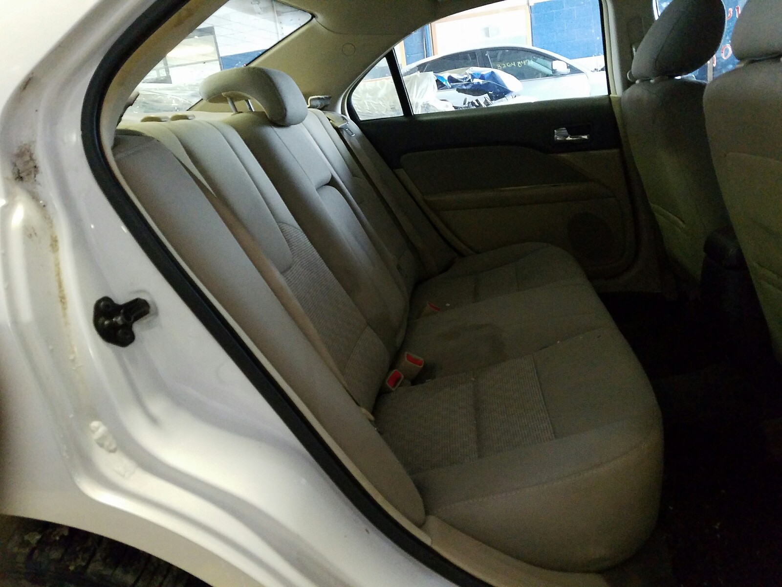Photo 6 from auction – 2012 FORD FUSION SE with VIN 3FAHP0HG8CR199079