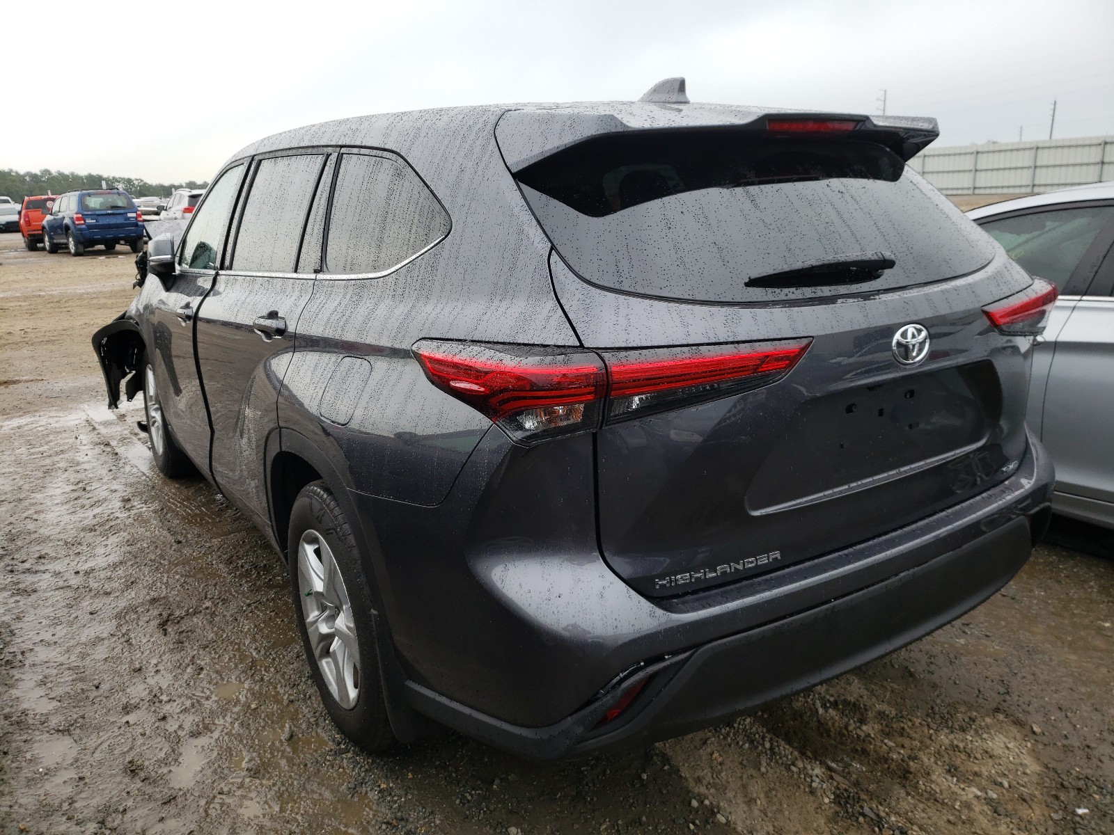 Photo 3 from auction – 2020 TOYOTA HIGHLANDER with VIN 5TDCZRBH3LS044411