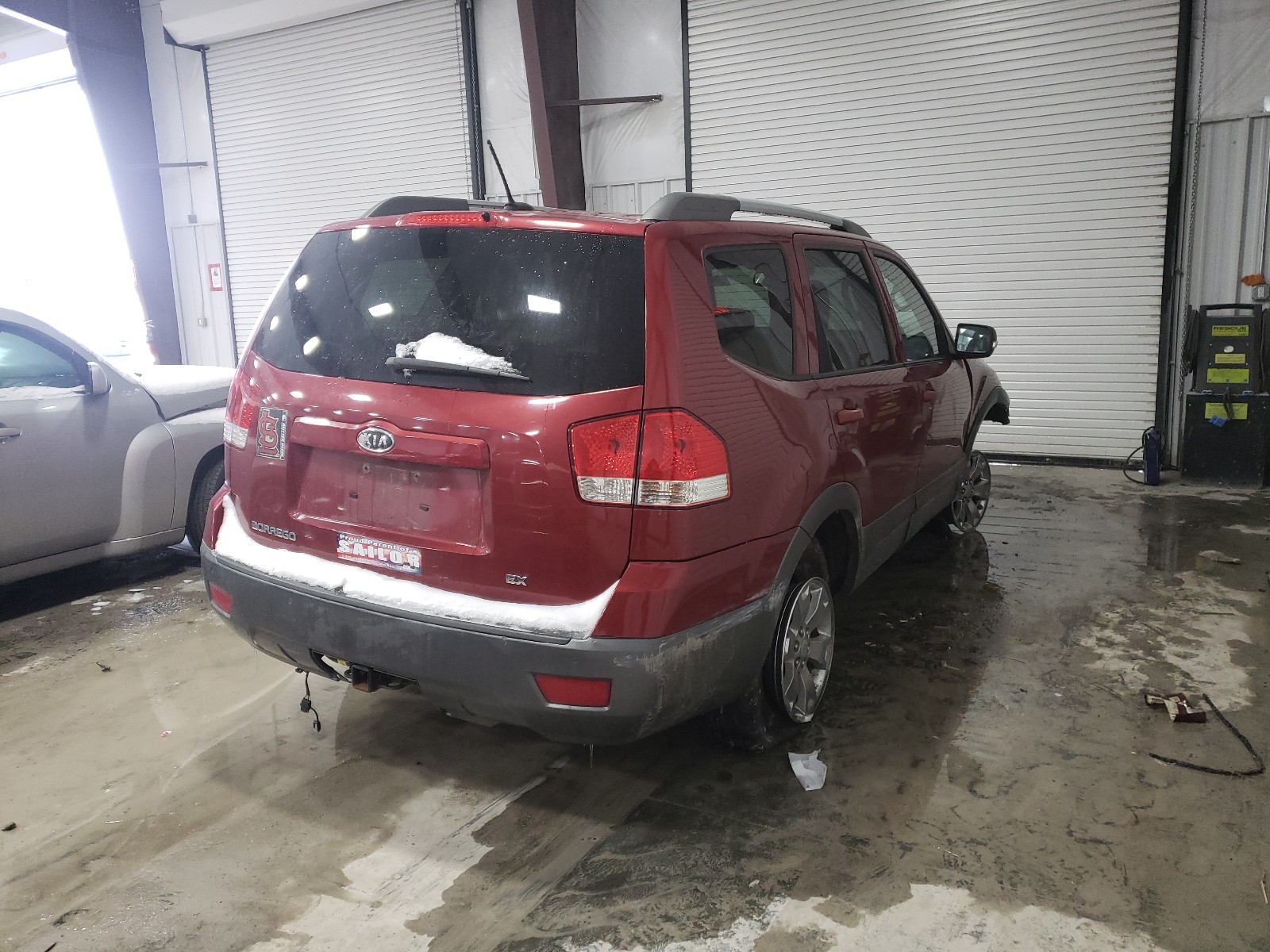 Photo 4 from auction – 2009 KIA BORREGO LX with VIN KNDJH741595039773