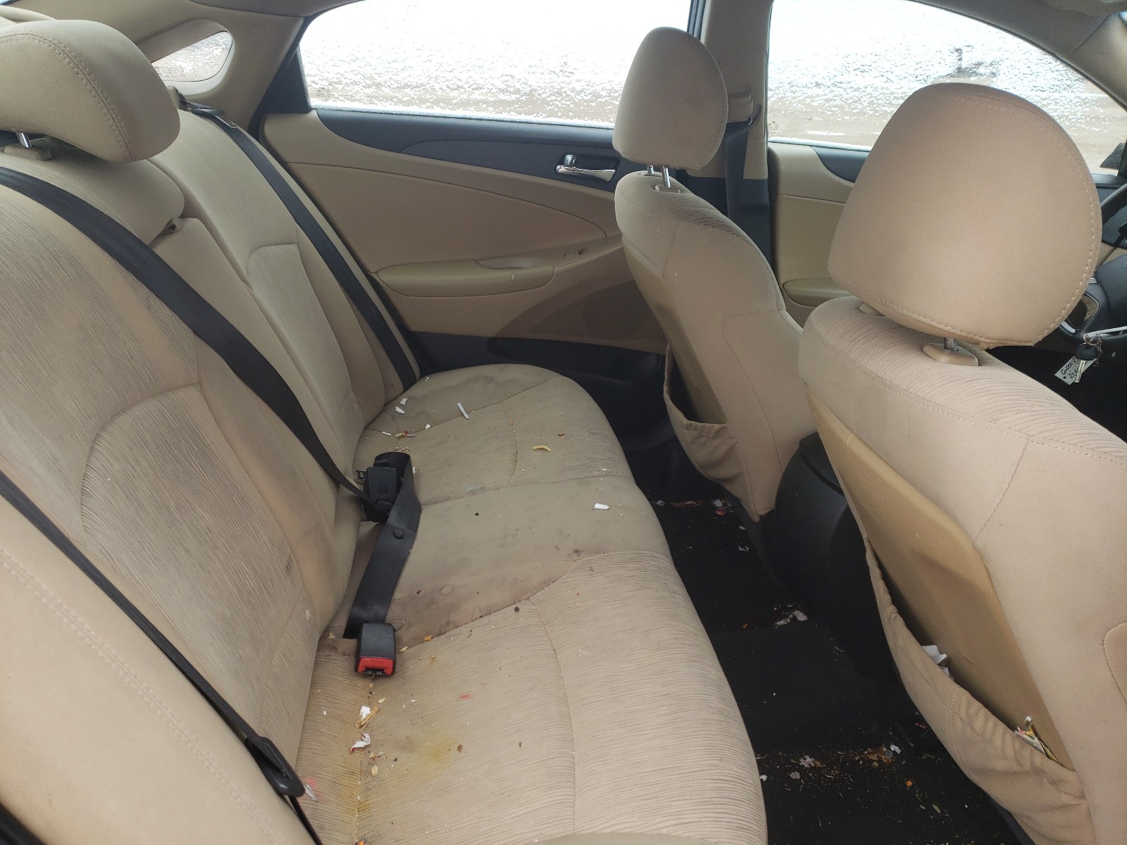 Photo 6 from auction – 2011 HYUNDAI SONATA GLS with VIN 5NPEB4AC6BH011672