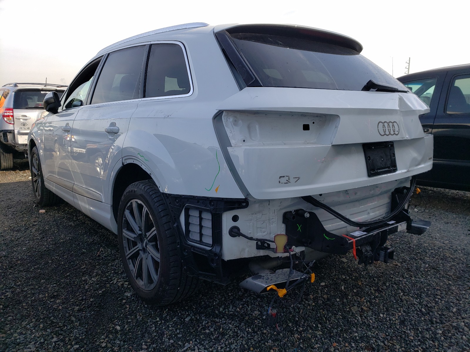 Photo 3 from auction – 2018 AUDI Q7 PREMIUM with VIN WA1LHAF77JD011405