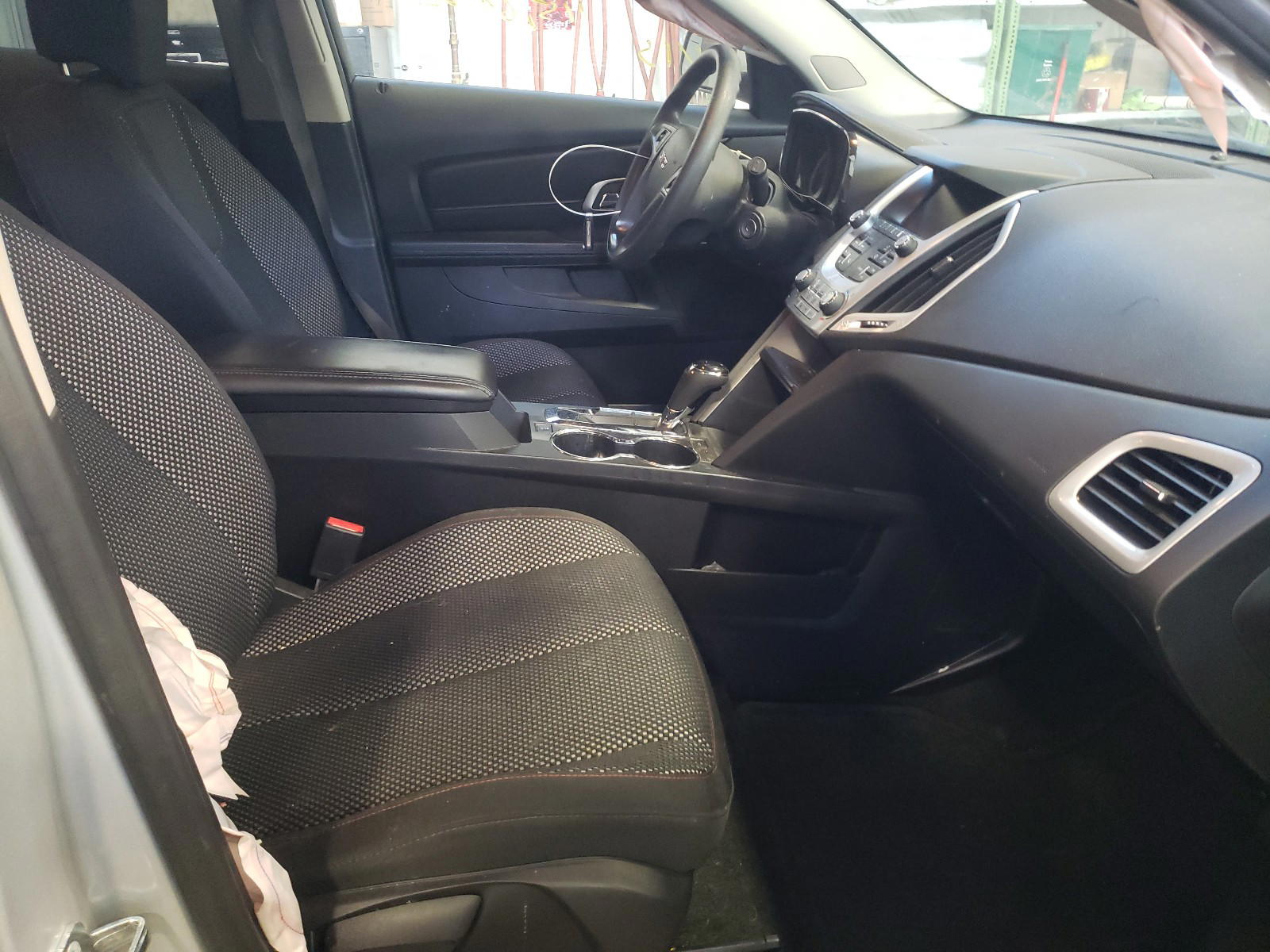 Photo 5 from auction – 2017 GMC TERRAIN SL with VIN 2GKALMEK6H6349183