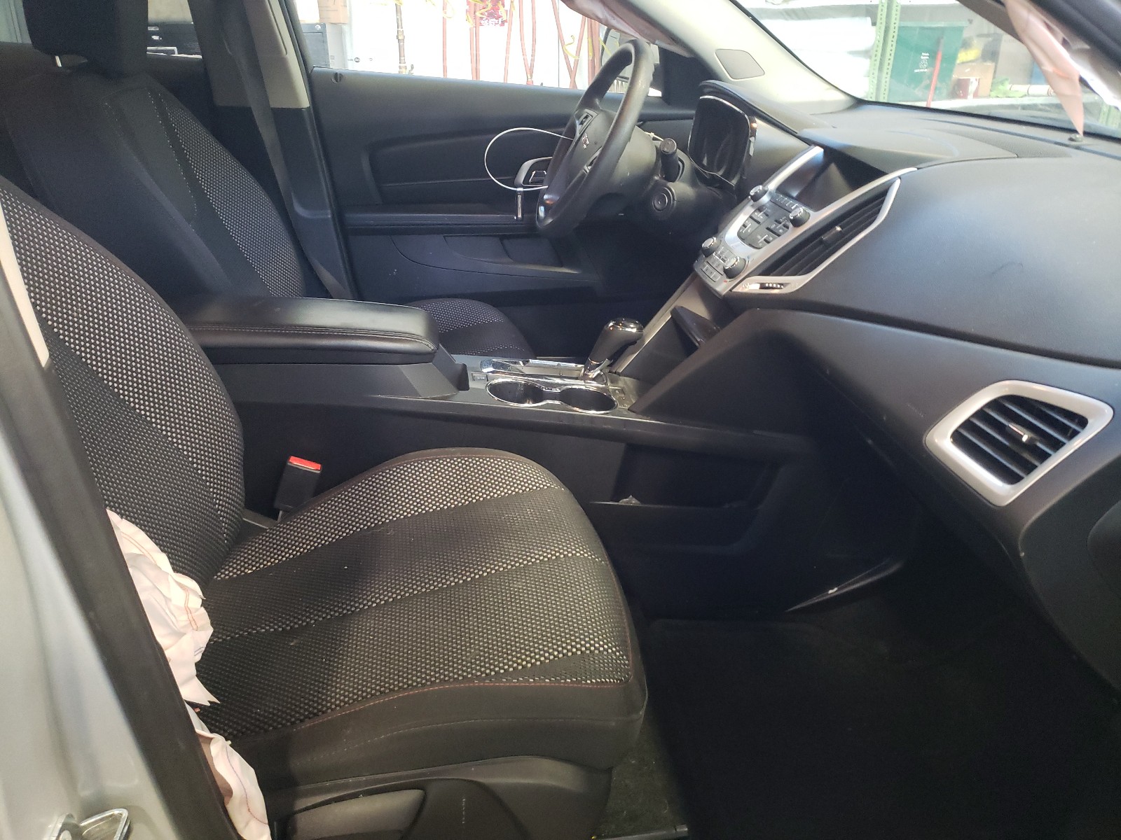 Zdjęcie 5 z aukcji – 2017 GMC TERRAIN SL z VIN 2GKALMEK6H6349183