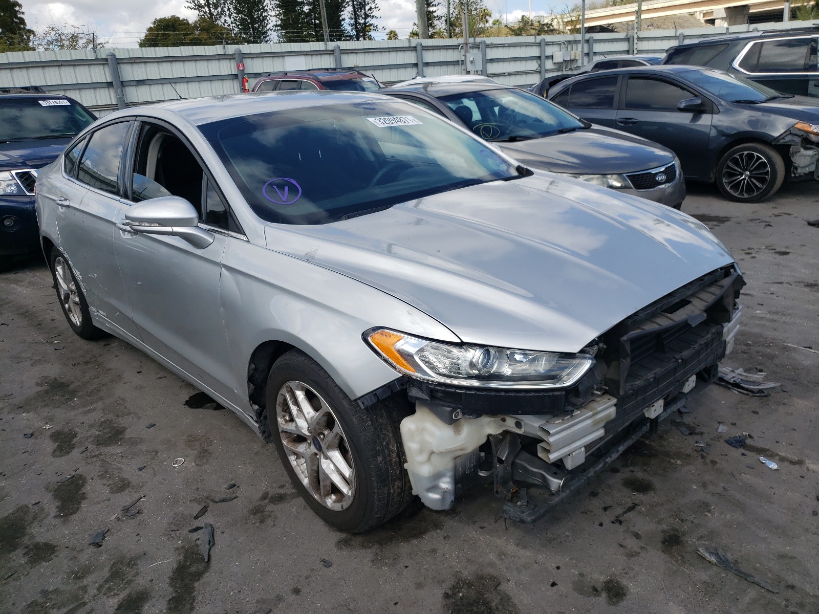 FORD FUSION SE 2016 with VIN 1FA6P0H72G5132137 - Photo from auction