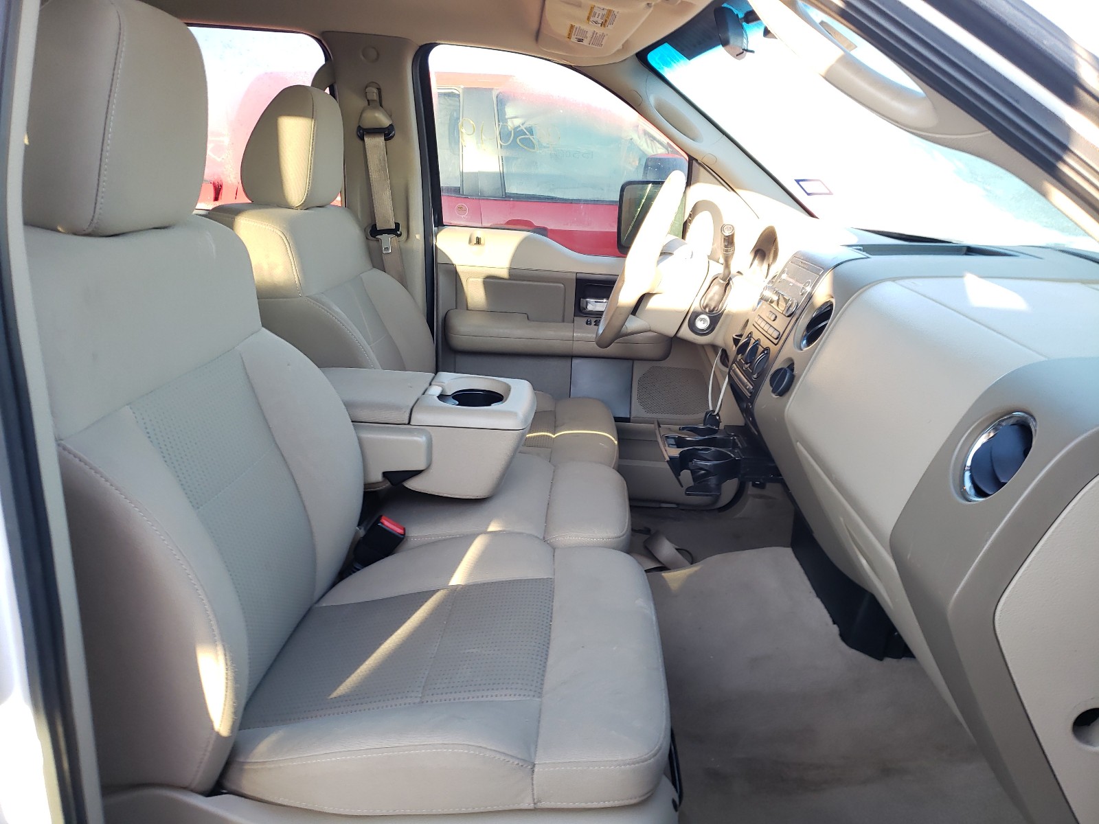 Photo 5 from auction – 2008 FORD F150 SUPER with VIN 1FTRW12W88FA17389