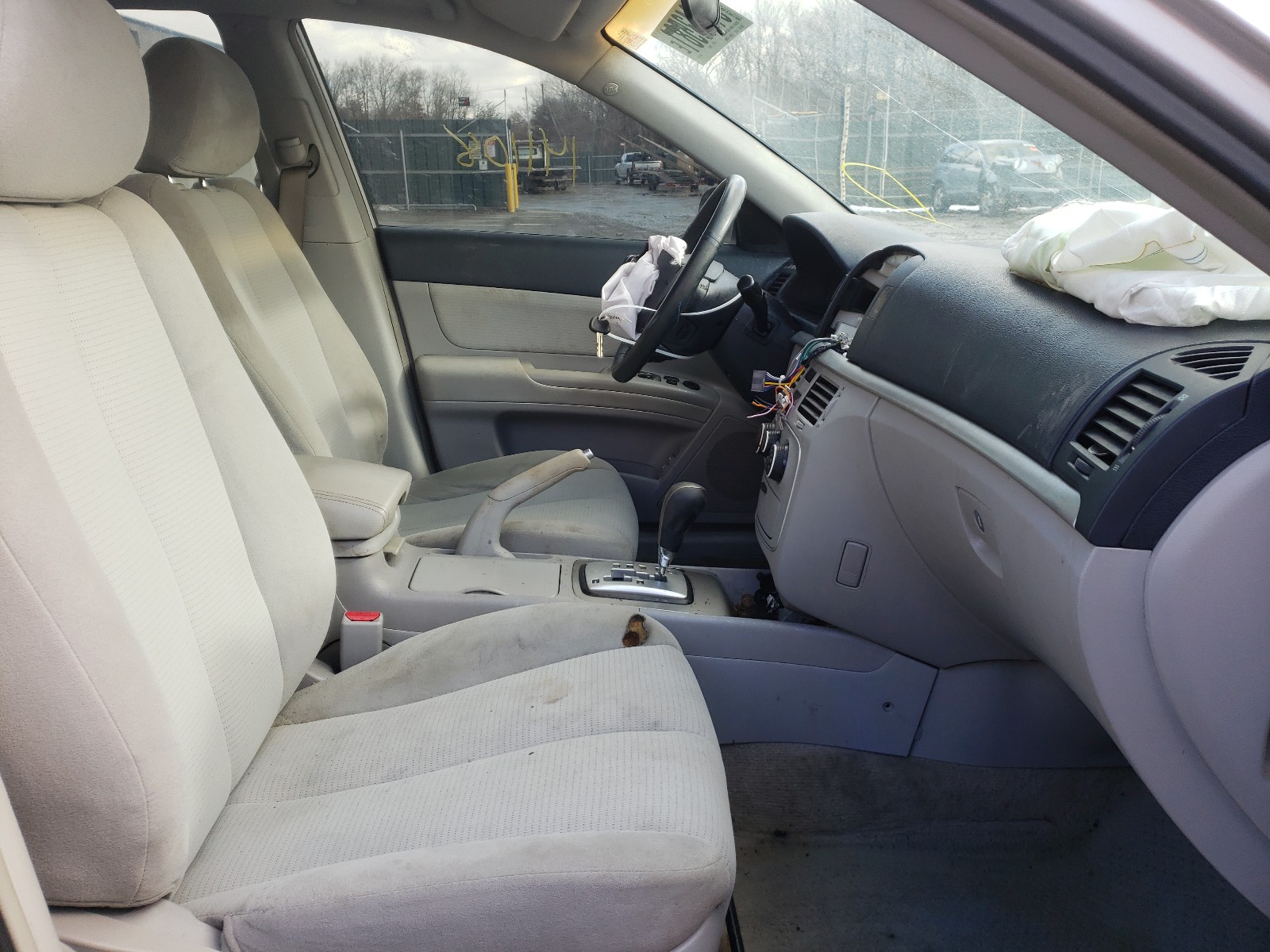 Photo 5 from auction – 2008 HYUNDAI SONATA GLS with VIN 5NPET46FX8H337774