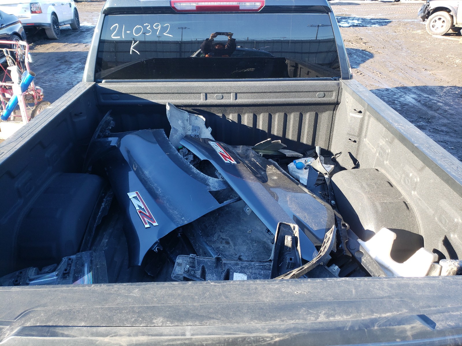 Photo 9 from auction – 2019 CHEVROLET SILVERADO with VIN 3GCUYEED6KG145304