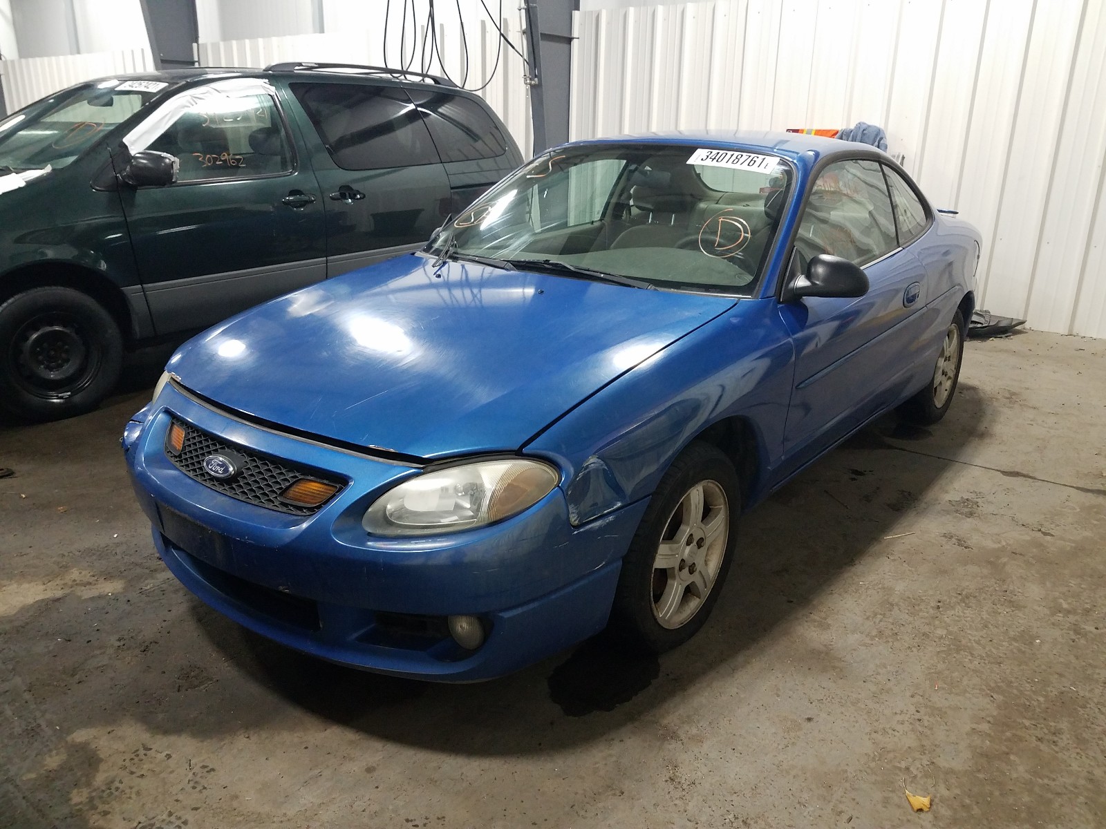 Photo 2 from auction – 2003 FORD ESCORT ZX2 with VIN 3FAFP11343R150854
