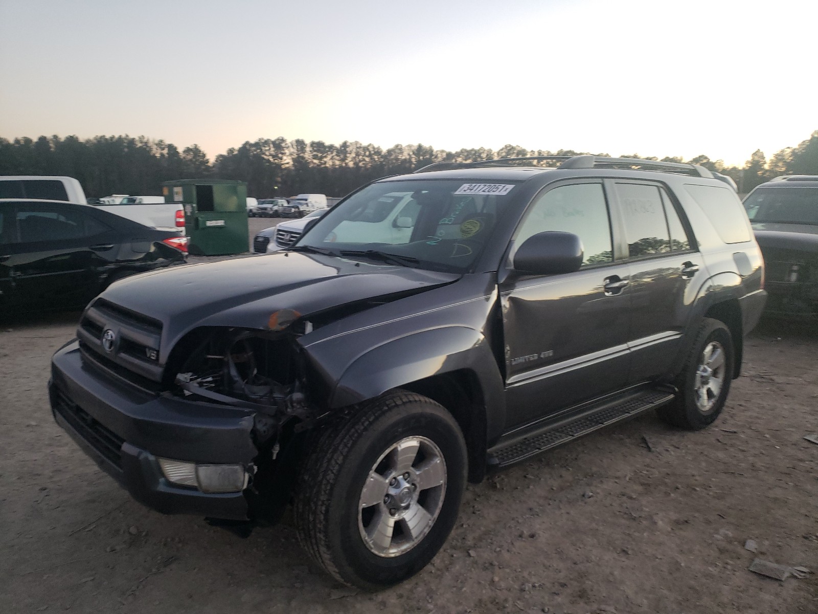 Photo 2 from auction – 2005 TOYOTA 4RUNNER LI with VIN JTEBT17R350045933