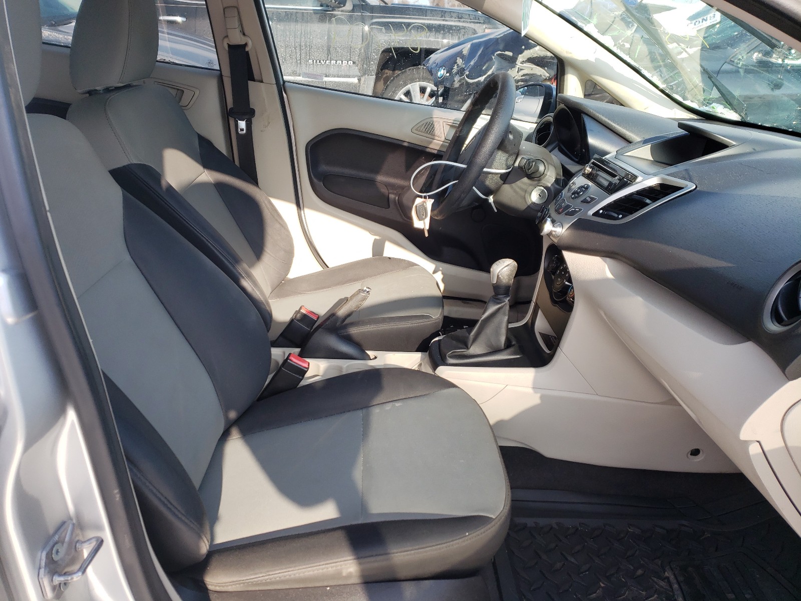Photo 5 from auction – 2012 FORD FIESTA S with VIN 3FADP4AJXCM186990