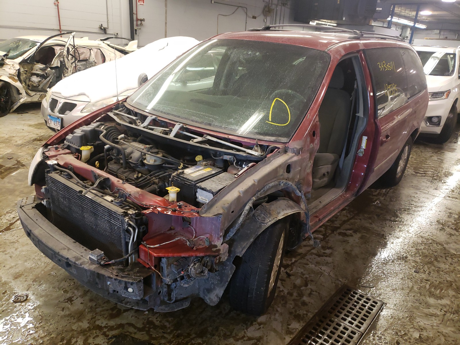 Photo 2 from auction – 2007 CHRYSLER TOWN & COU with VIN 2A4GP54LX7R136982
