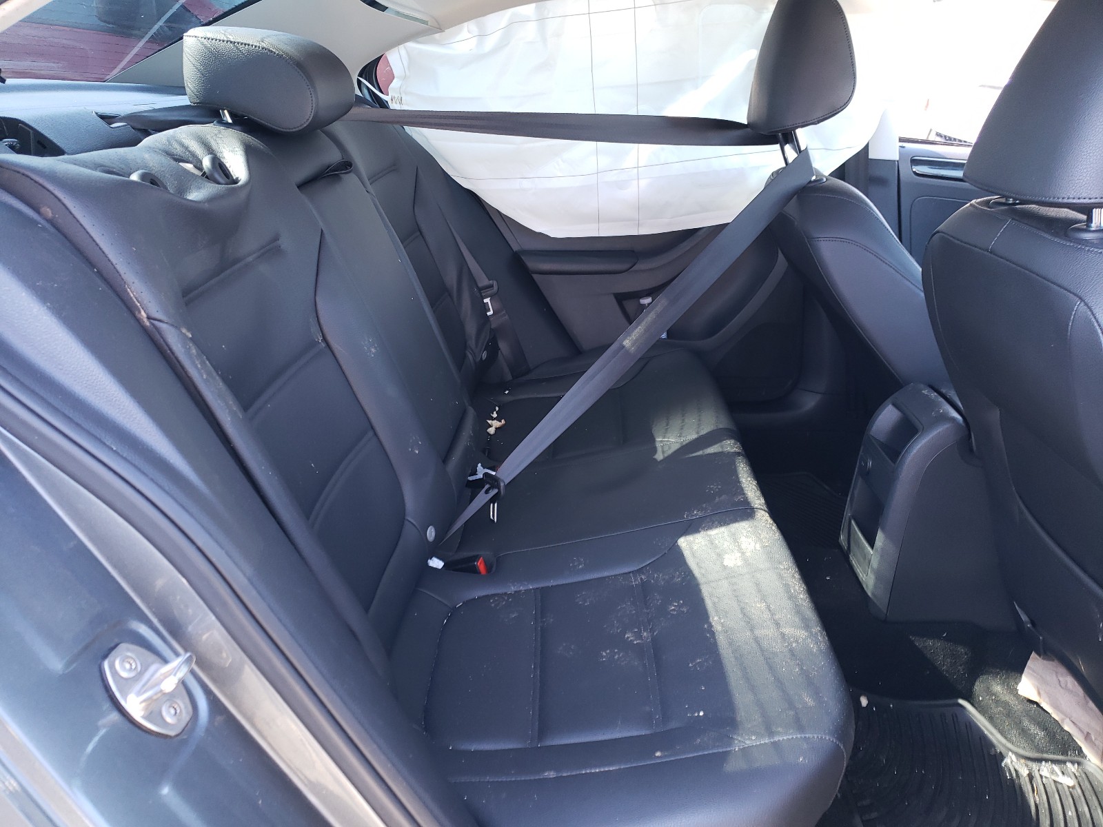 Photo 6 from auction – 2017 VOLKSWAGEN JETTA SEL with VIN 3VWL17AJ1HM212339