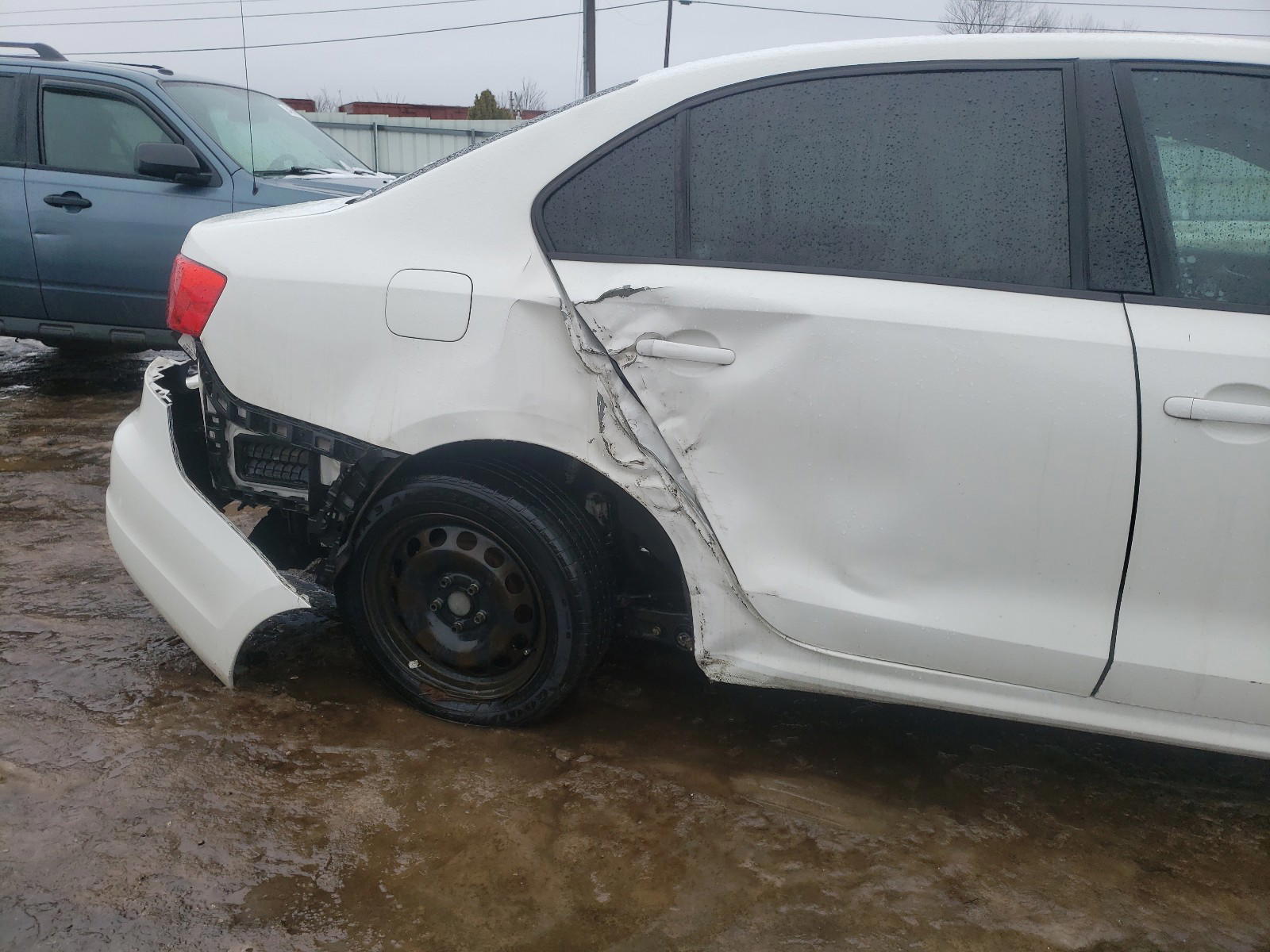 Photo 9 from auction – 2011 VOLKSWAGEN JETTA BASE with VIN 3VW2K7AJ6BM074989