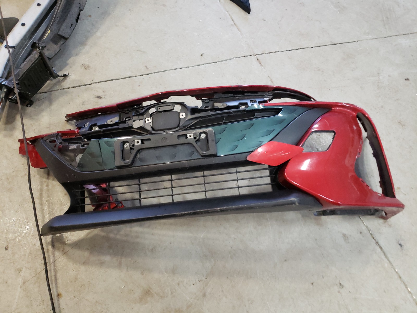 Photo 9 from auction – 2018 TOYOTA PRIUS PRIM with VIN JTDKARFPXJ3099876