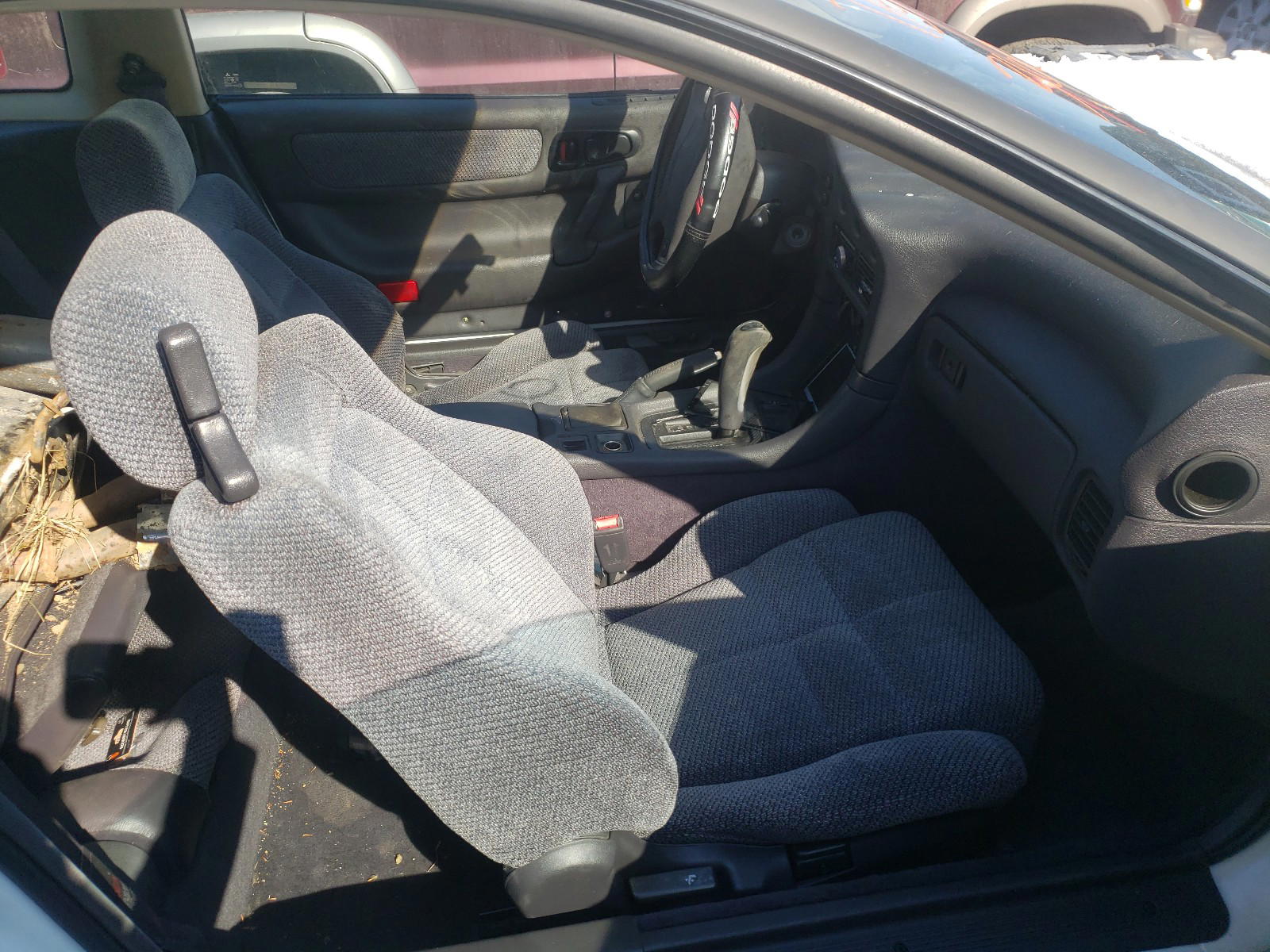 Photo 5 from auction – 1992 DODGE STEALTH with VIN JB3XD54B3NY036755