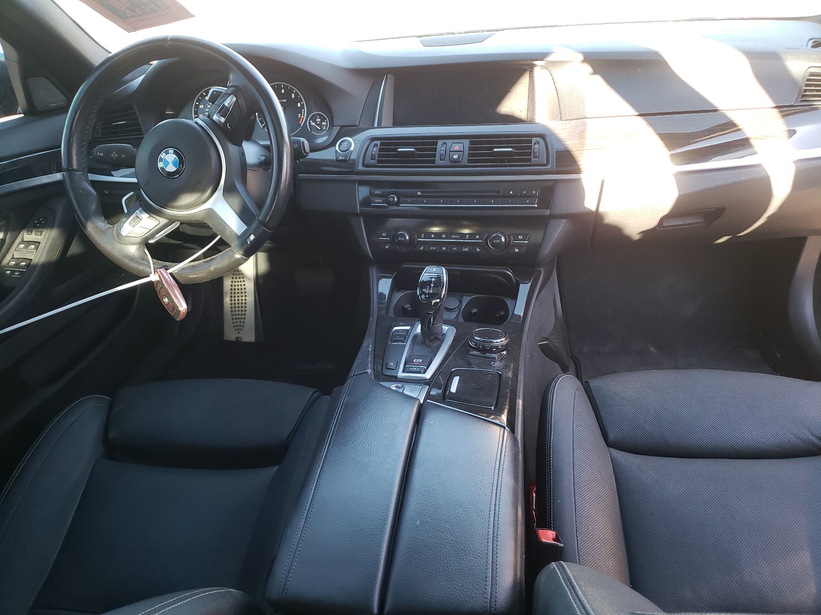 Photo 9 from auction – 2014 BMW 550 I with VIN WBAKN9C59ED681679