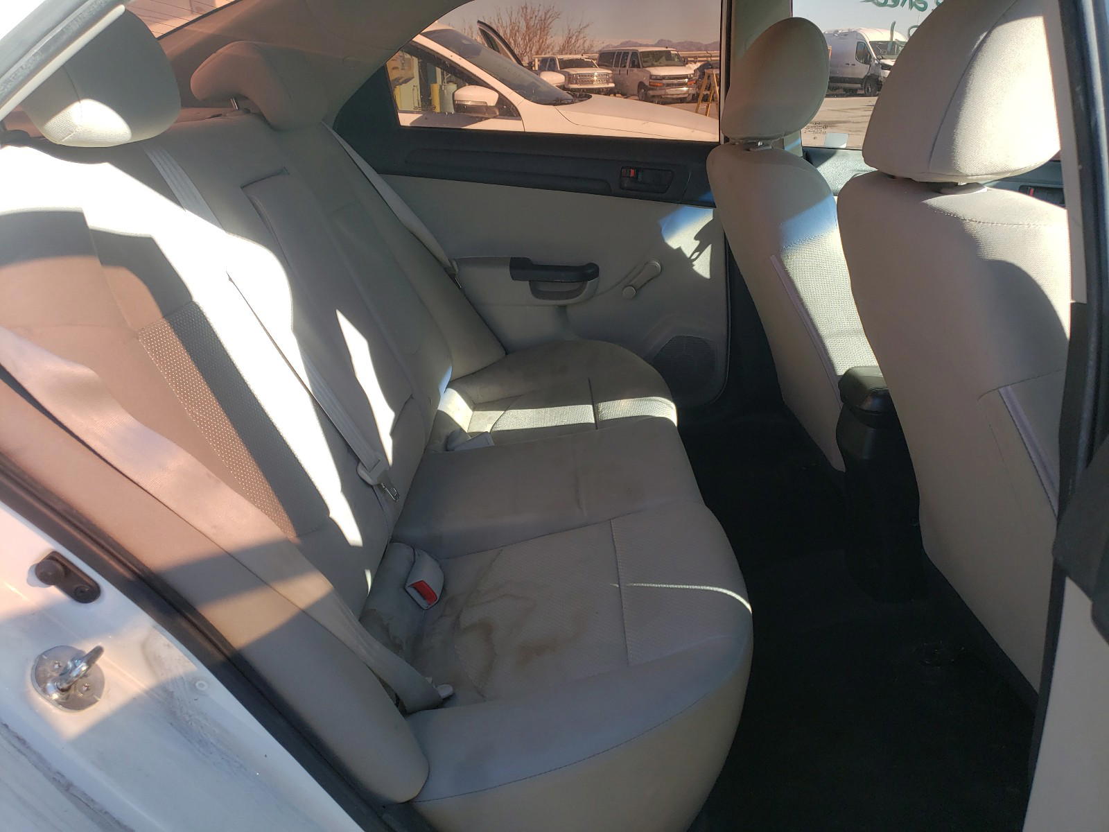 Photo 6 from auction – 2012 KIA FORTE LX with VIN KNAFT4A29C5561228