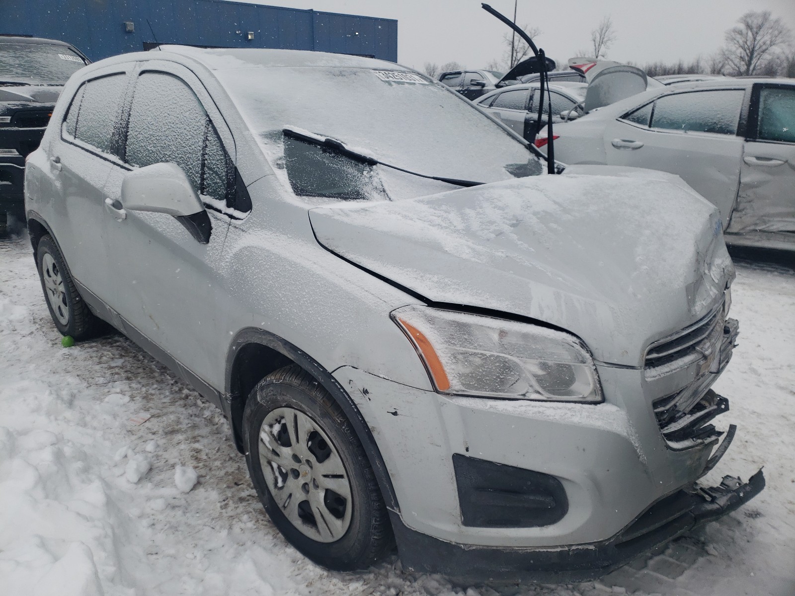 Photo 1 from auction – 2015 CHEVROLET TRAX LS with VIN KL7CJKSB9FB060325