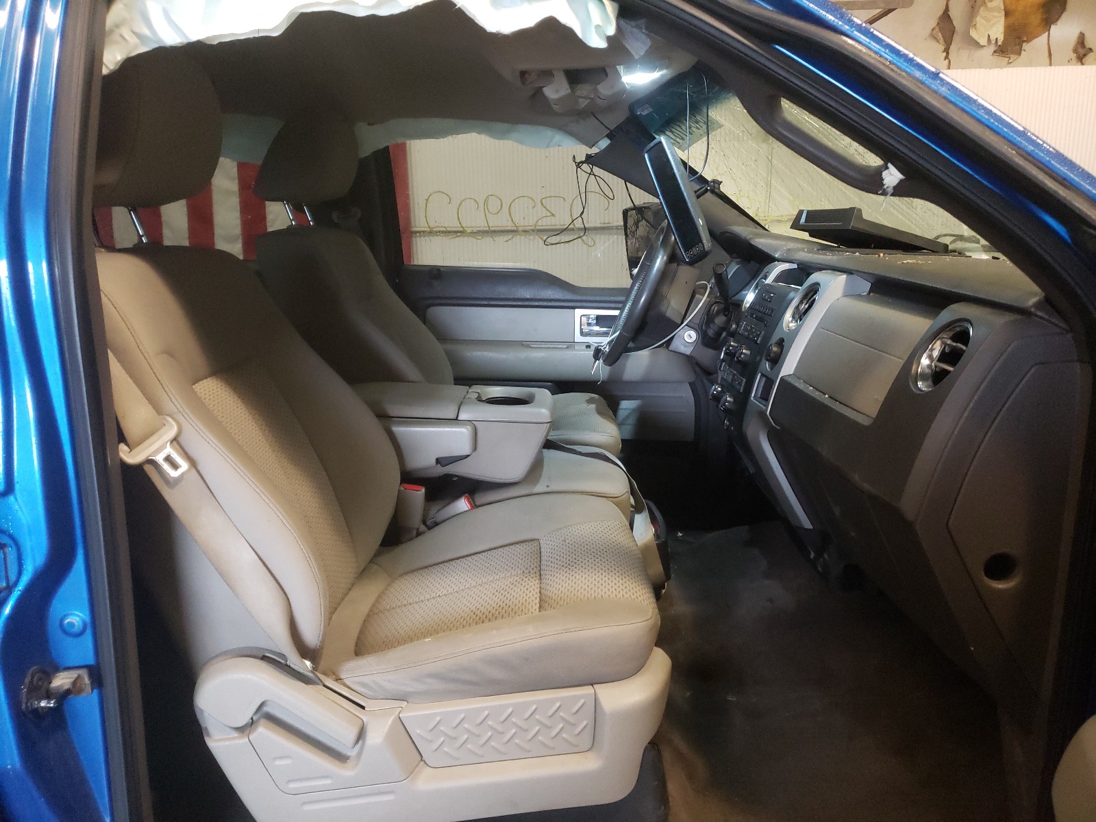 Photo 5 from auction – 2010 FORD F150 SUPER with VIN 1FTFW1EV3AFB18805