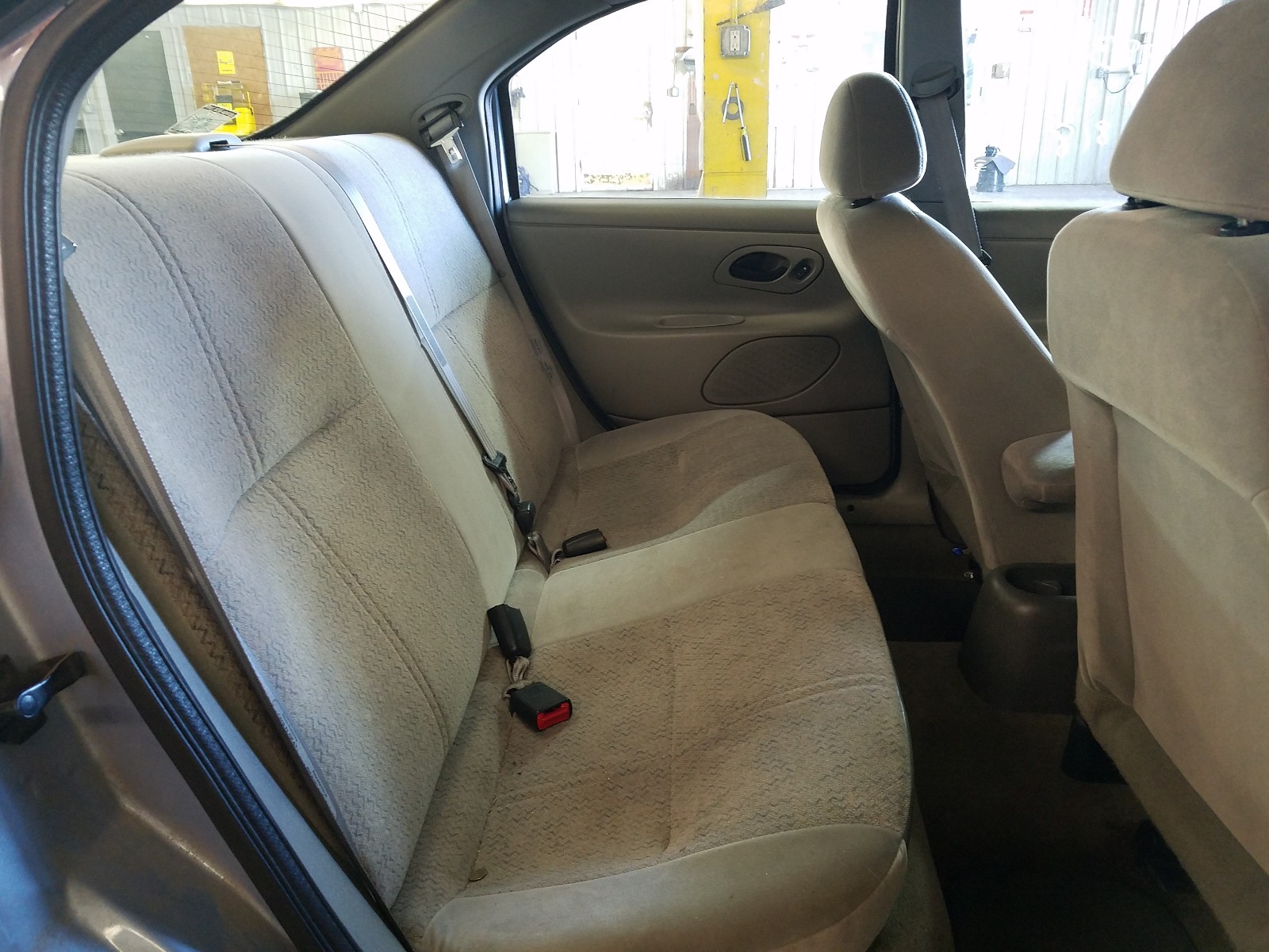 Photo 6 from auction – 1998 FORD CONTOUR LX with VIN 1FAFP6631WK301809